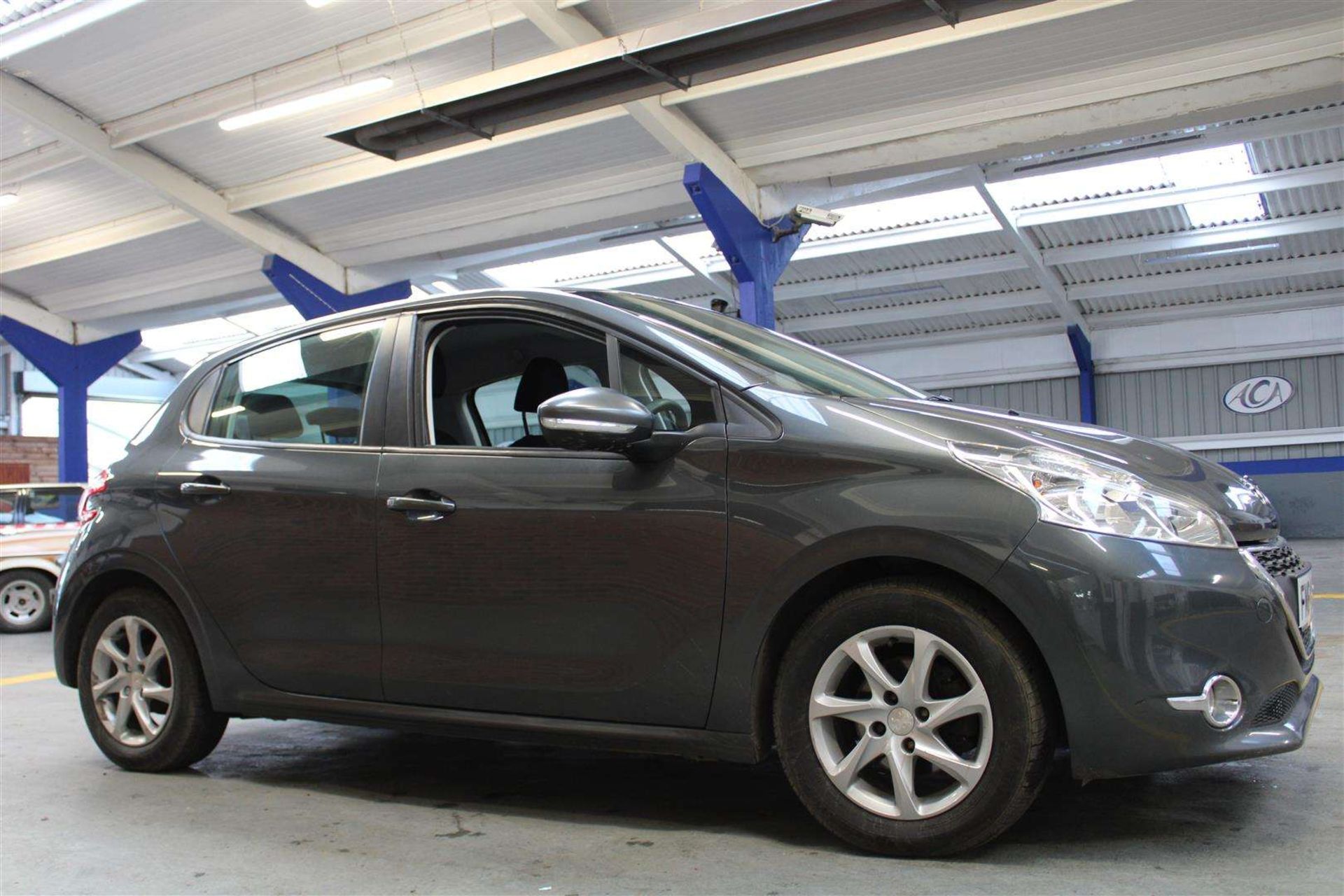 2015 PEUGEOT 208 ACTIVE HDI - Image 13 of 27