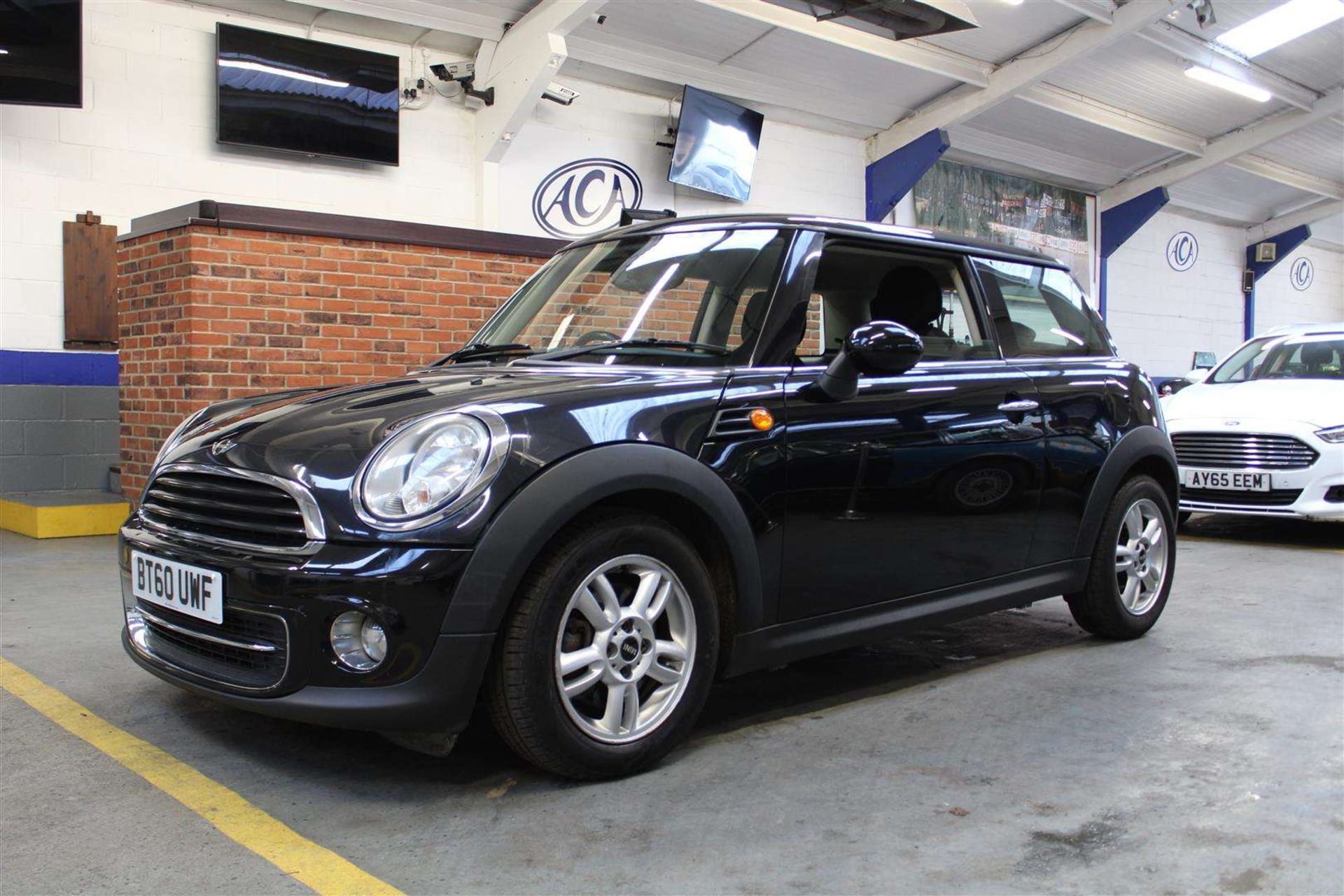 2010 MINI COOPER