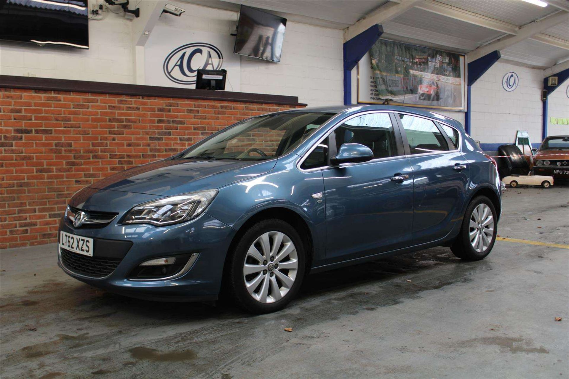 2012 VAUXHALL ASTRA ELITE