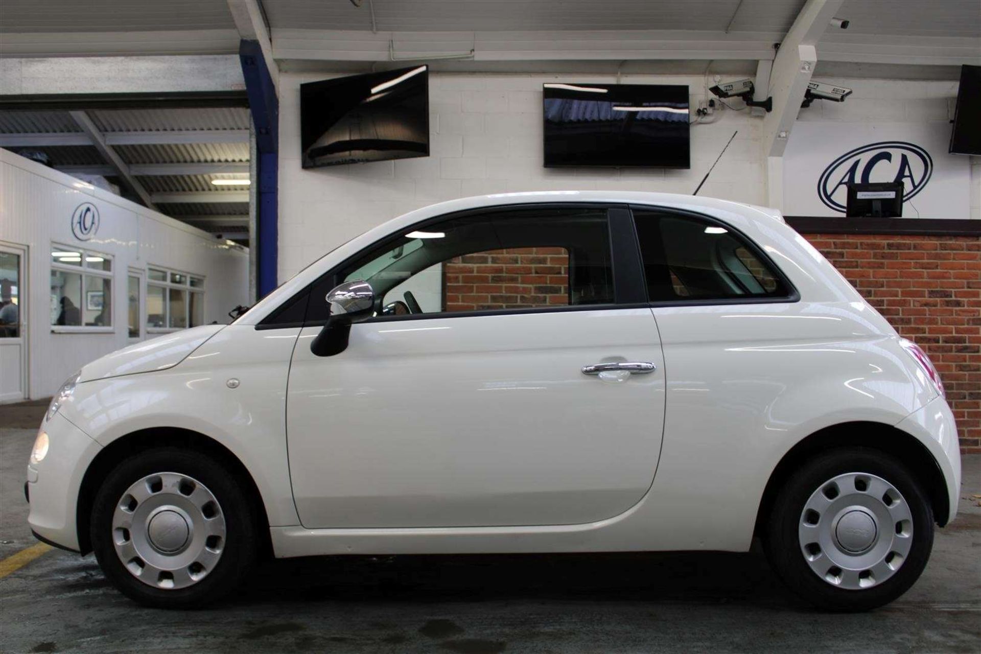 2010 FIAT 500 POP - Image 2 of 23