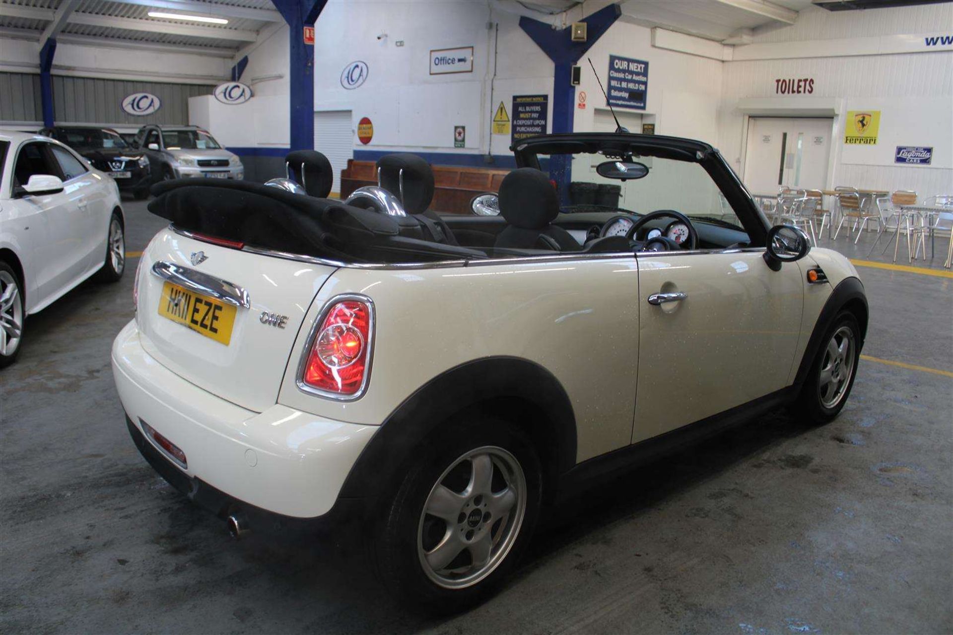 2011 MINI ONE CONVERTIBLE (PEPPER PACK)&nbsp; - Image 10 of 28