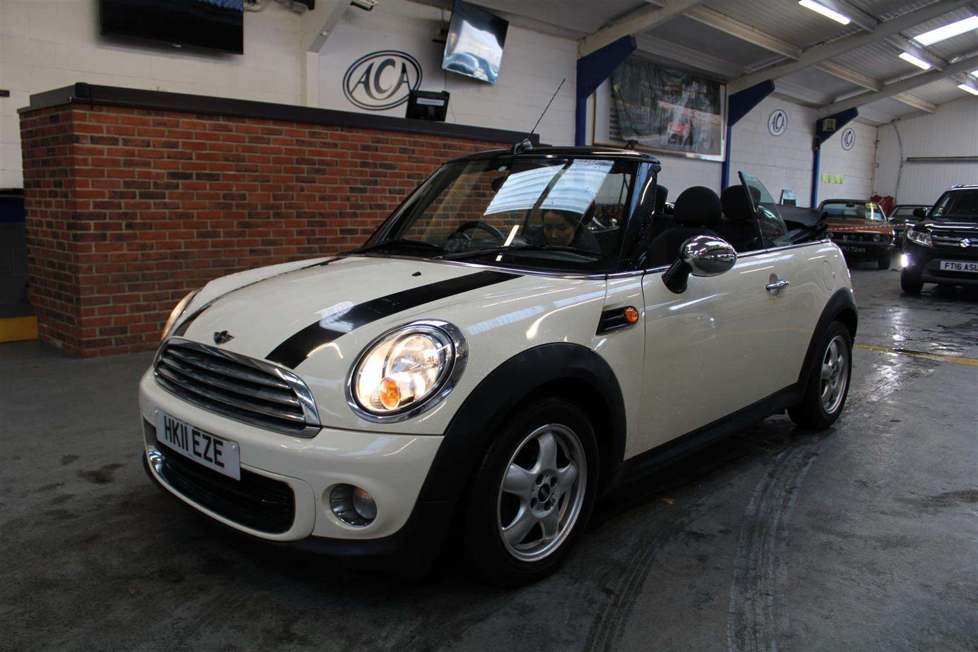 2011 MINI ONE CONVERTIBLE (PEPPER PACK)&nbsp;