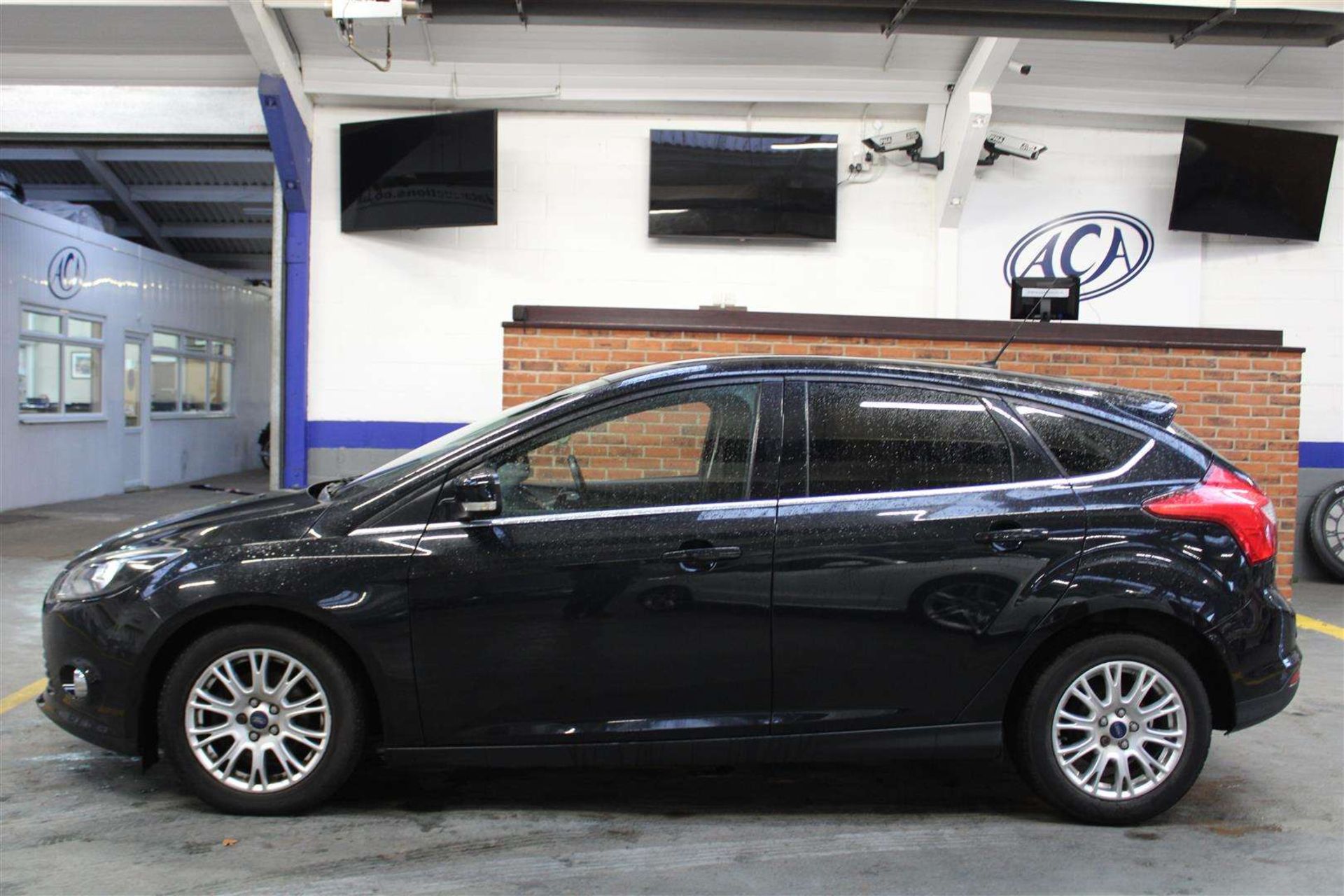 2011 FORD FOCUS TITANIUM TDCI - Image 2 of 27