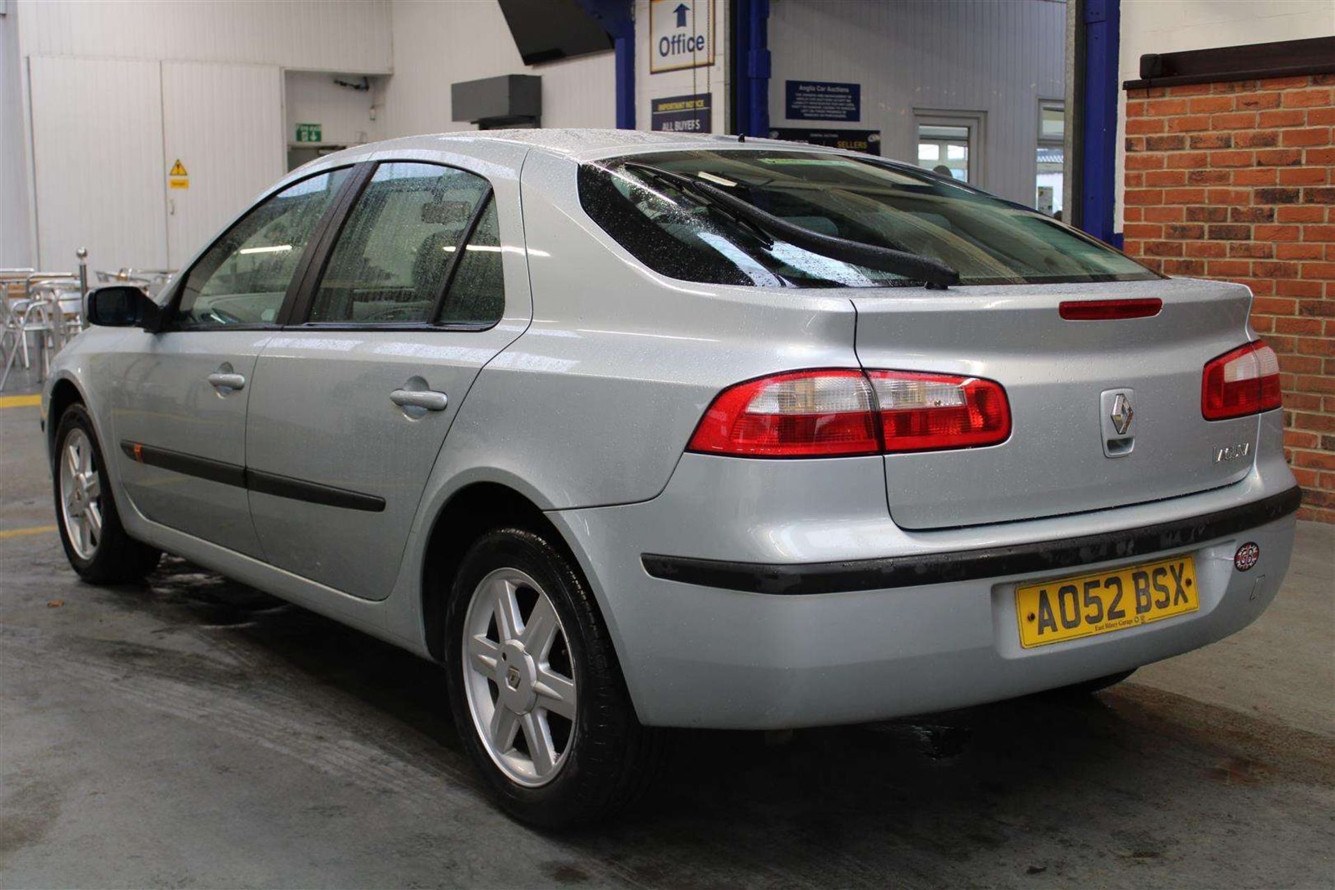 2003 RENAULT LAGUNA EXPRESSION 16V AUT - Image 3 of 24