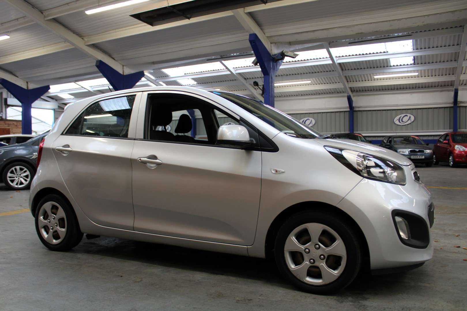 2012 KIA PICANTO 1 AIR - Image 11 of 25