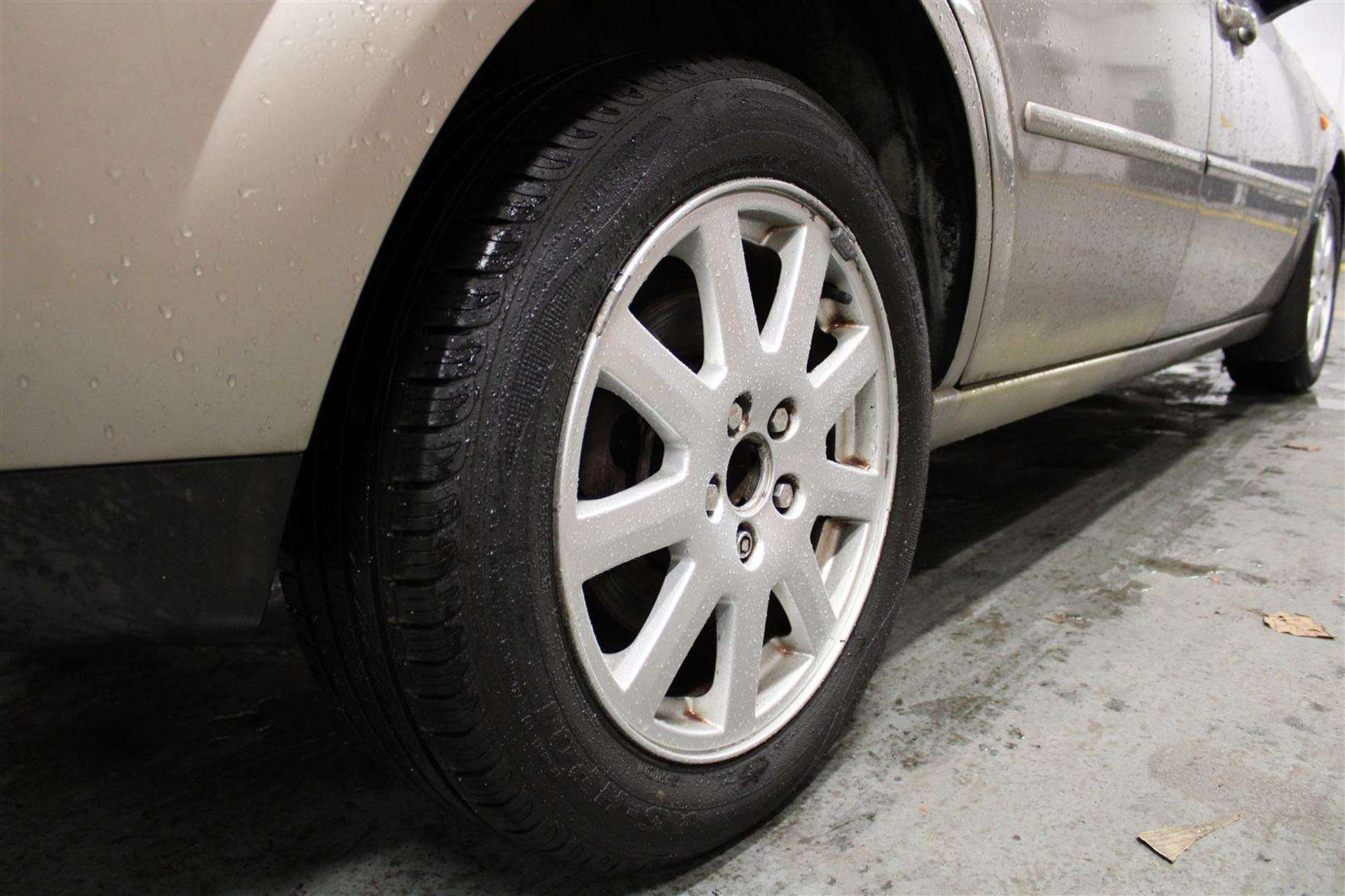 2003 FORD MONDEO ZETEC TDCI AUTO - Image 9 of 27