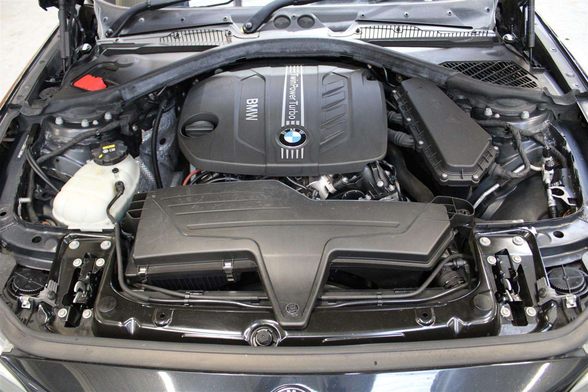 2015 BMW 218D SPORT AUTO - Image 22 of 30