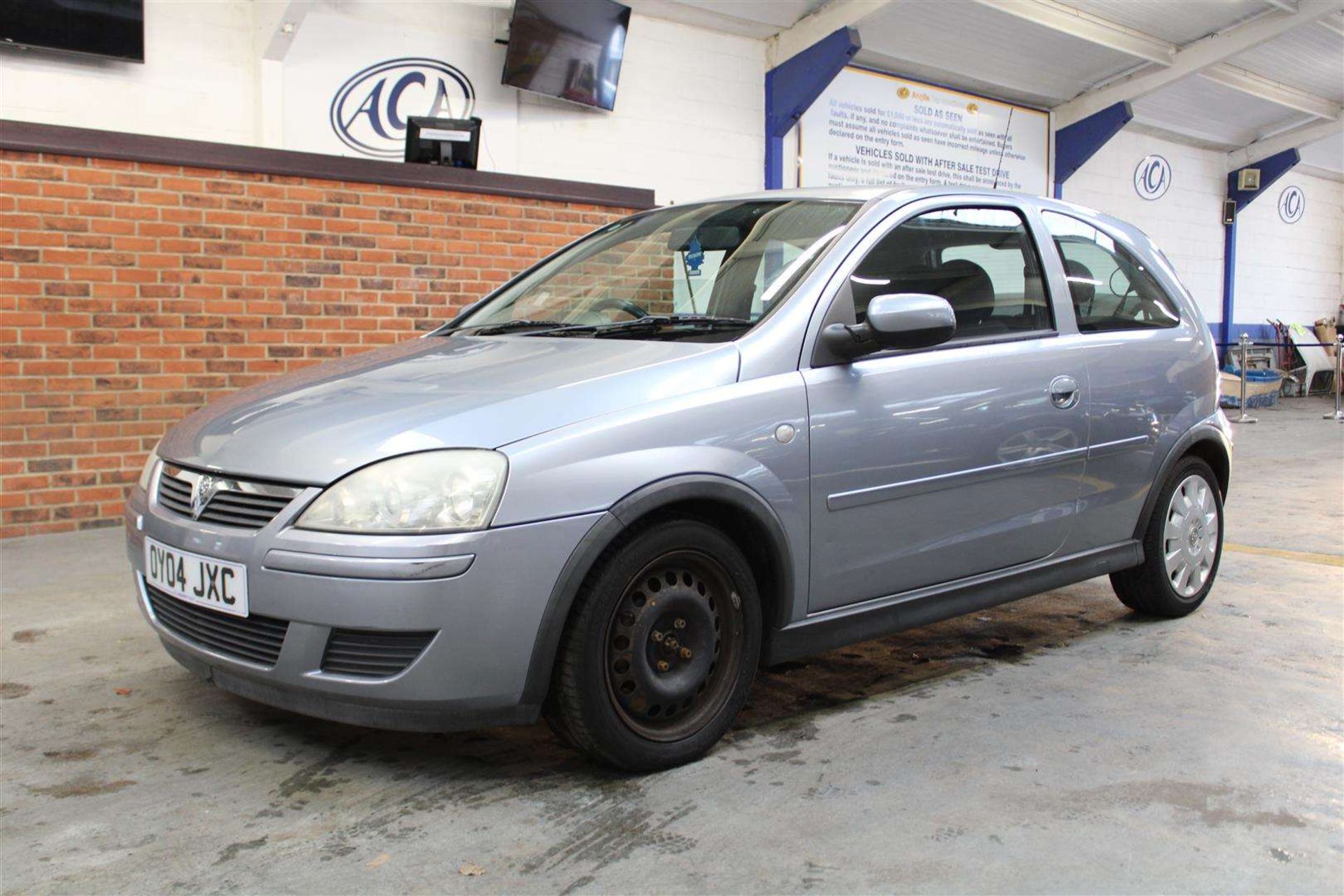 2004 VAUXHALL CORSA DESIGN 16V