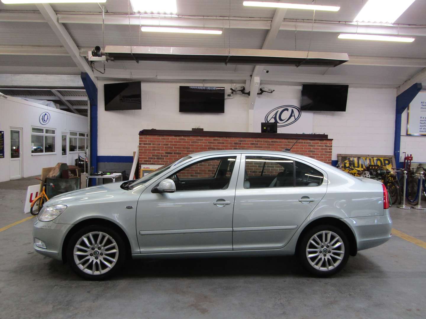 2012 SKODA OCTAVIA L &amp; K TDI CR AUTO - Image 2 of 21