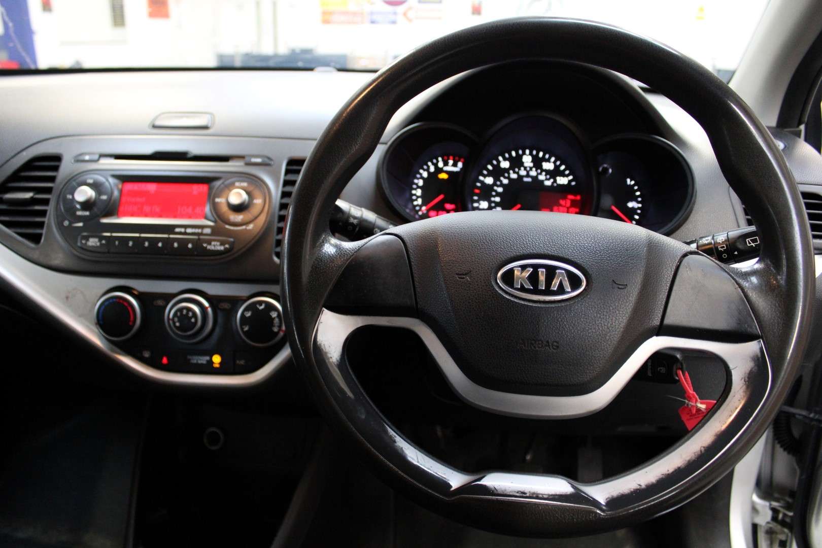 2012 KIA PICANTO 1 AIR - Image 15 of 25