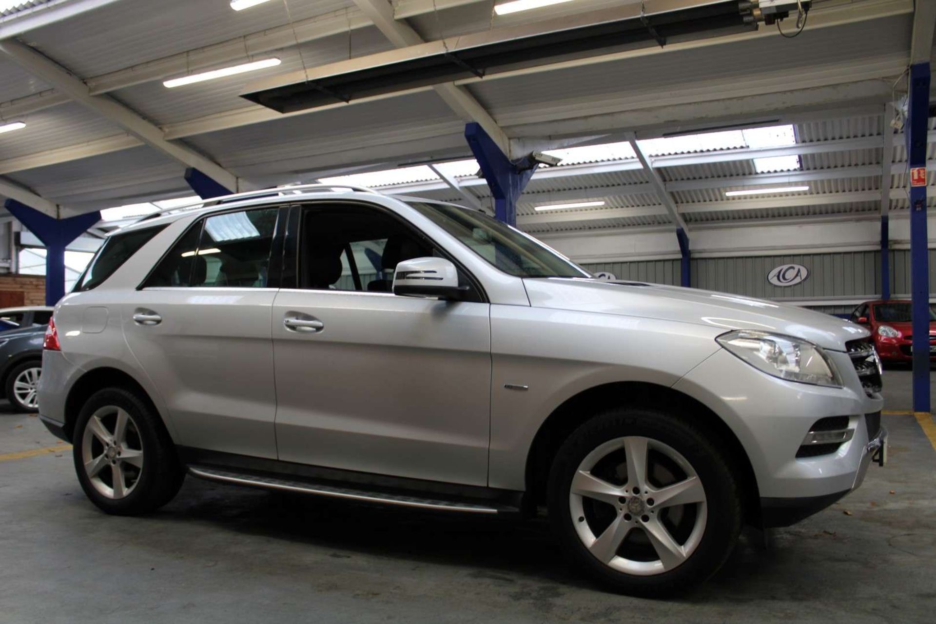 2012 MERC ML350 SPECIAL EDIT-N BLUE AUTO - Image 11 of 24