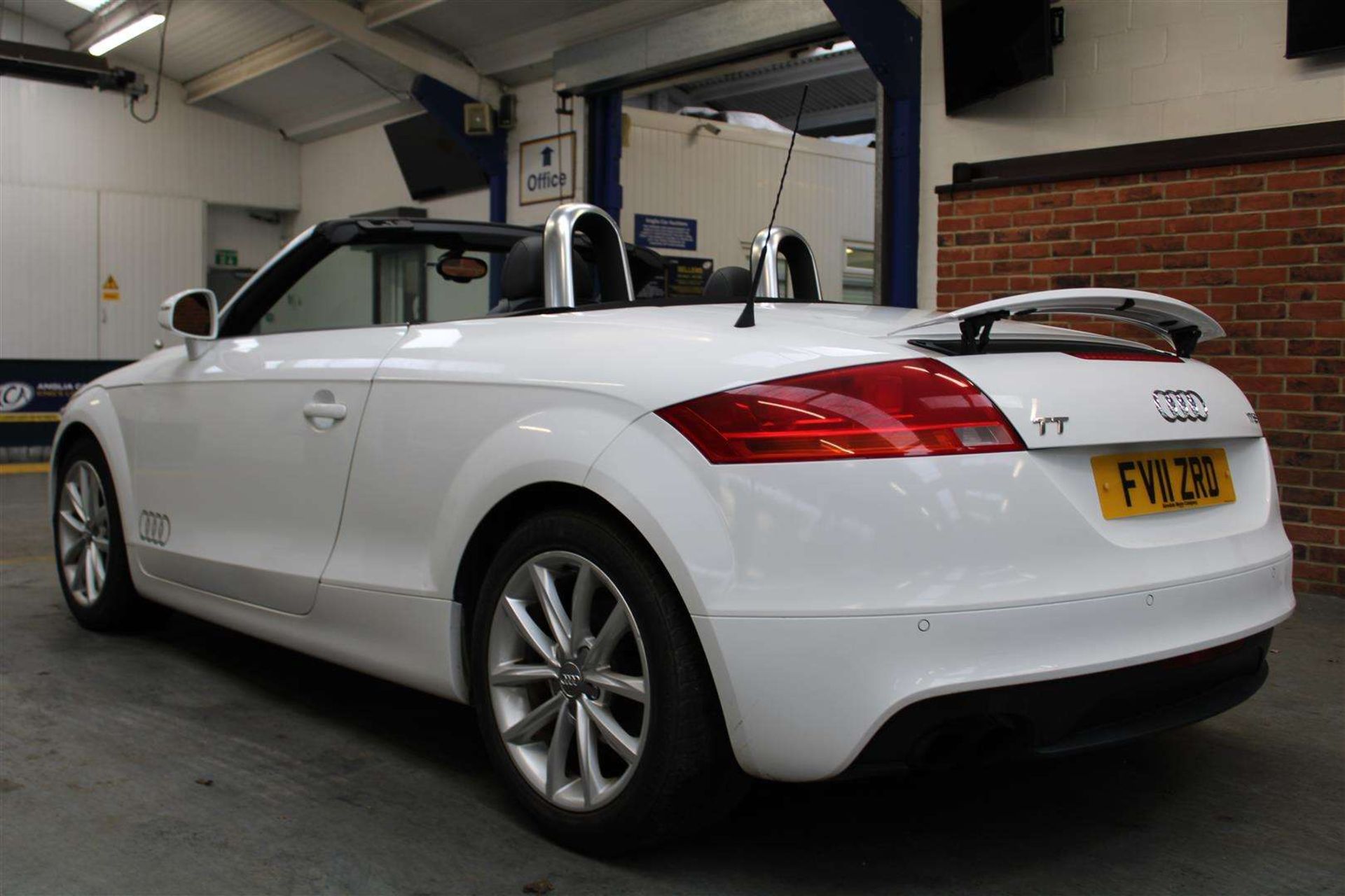 2011 AUDI TT SPORT TFSI - Image 11 of 30