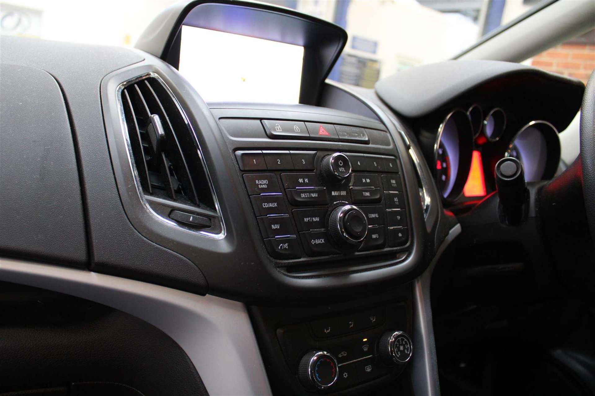 2012 VAUXHALL ZAFIRA TOURER TECH LINE - Image 23 of 30