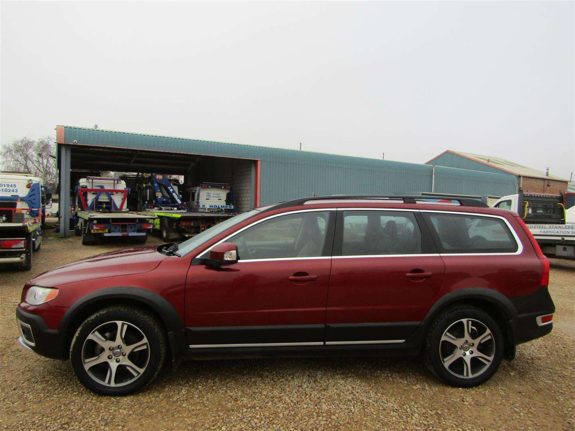 2013 VOLVO XC70 SE LUX D5 AWD AUTO - Image 2 of 28