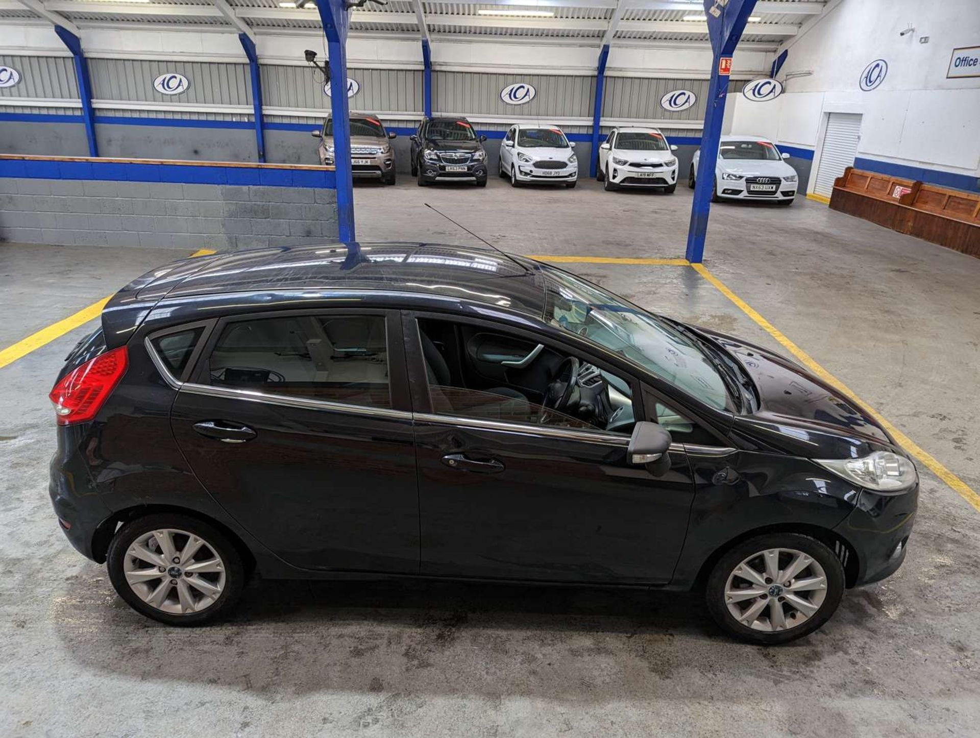 2010 FORD FIESTA ZETEC - Image 19 of 23