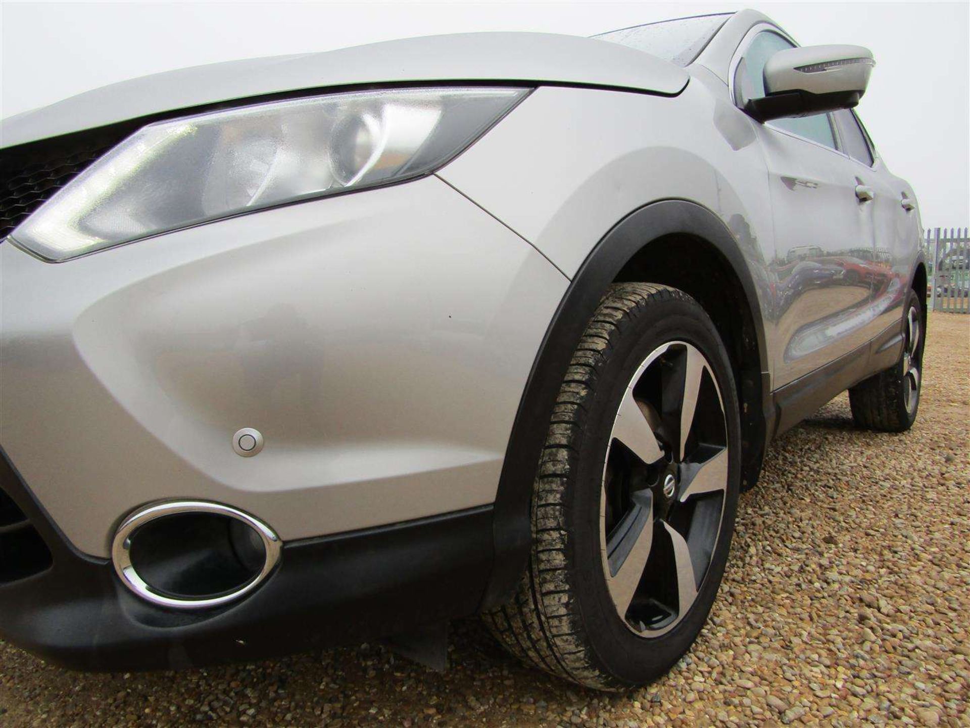 2015 NISSAN QASHQAI N-TEC DIG-T - Image 17 of 24