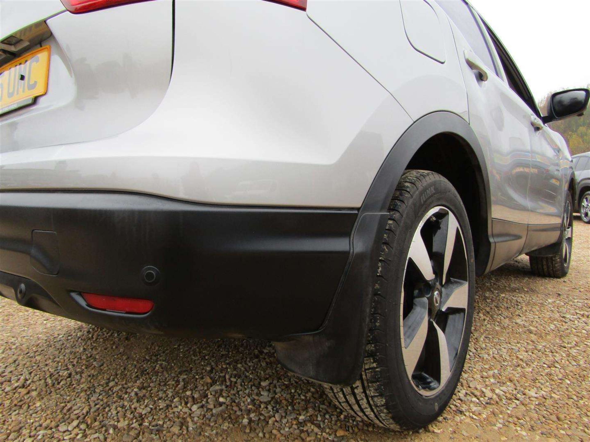 2015 NISSAN QASHQAI N-TEC DIG-T - Image 8 of 24