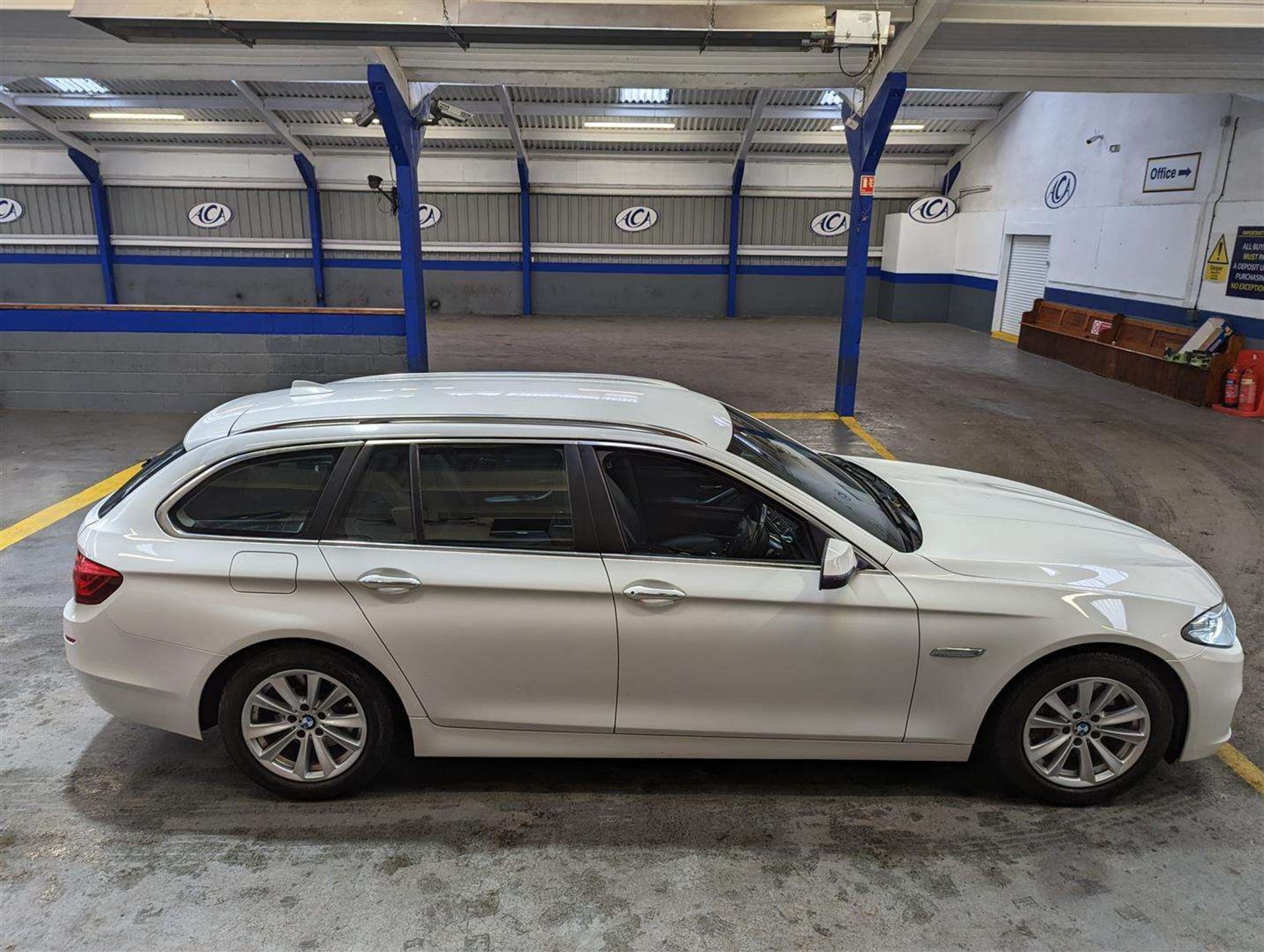 2015 BMW 525D SE AUTO EST - Image 21 of 23
