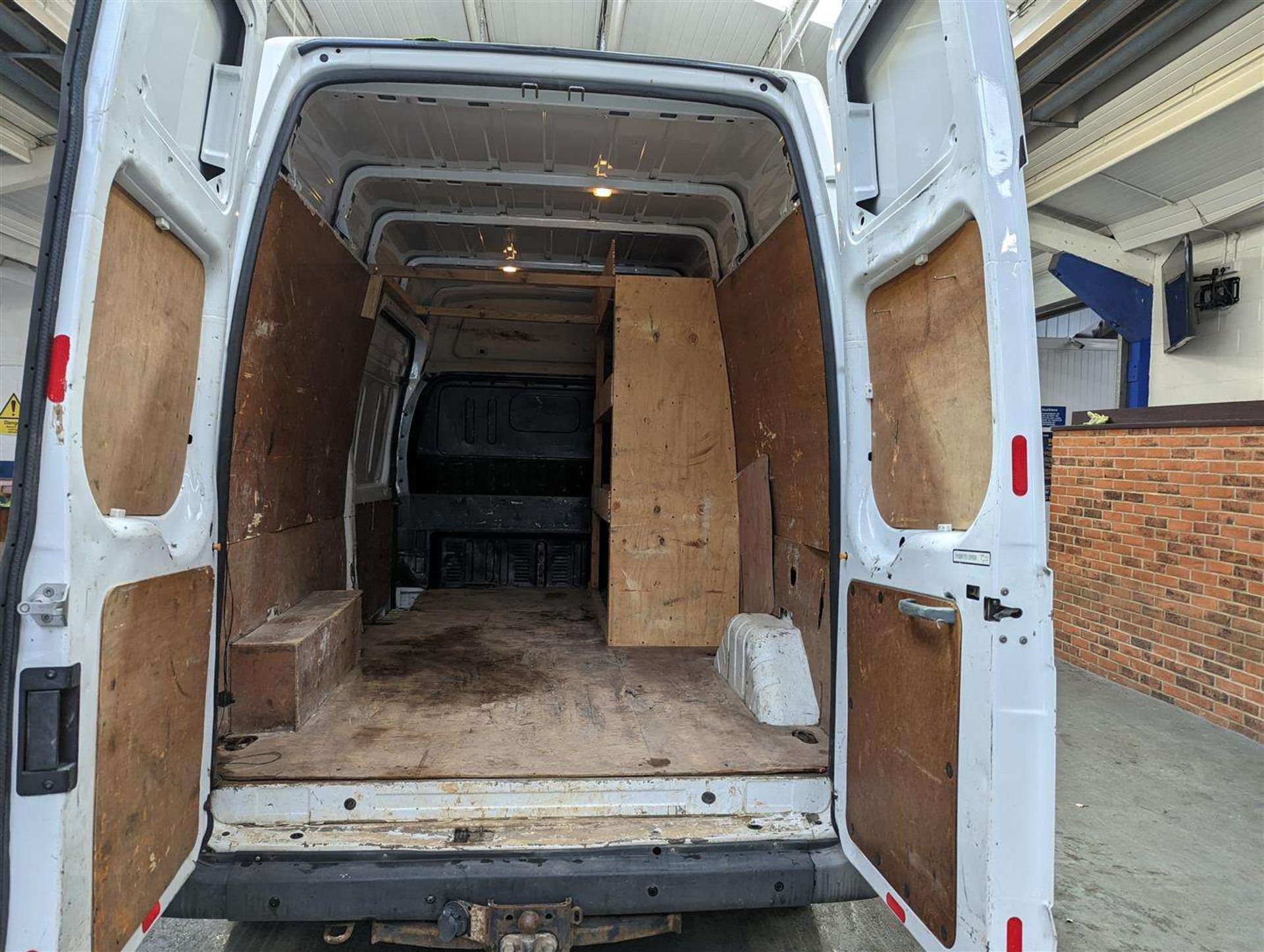 2012 FORD TRANSIT 125 T350 RWD - Image 6 of 22