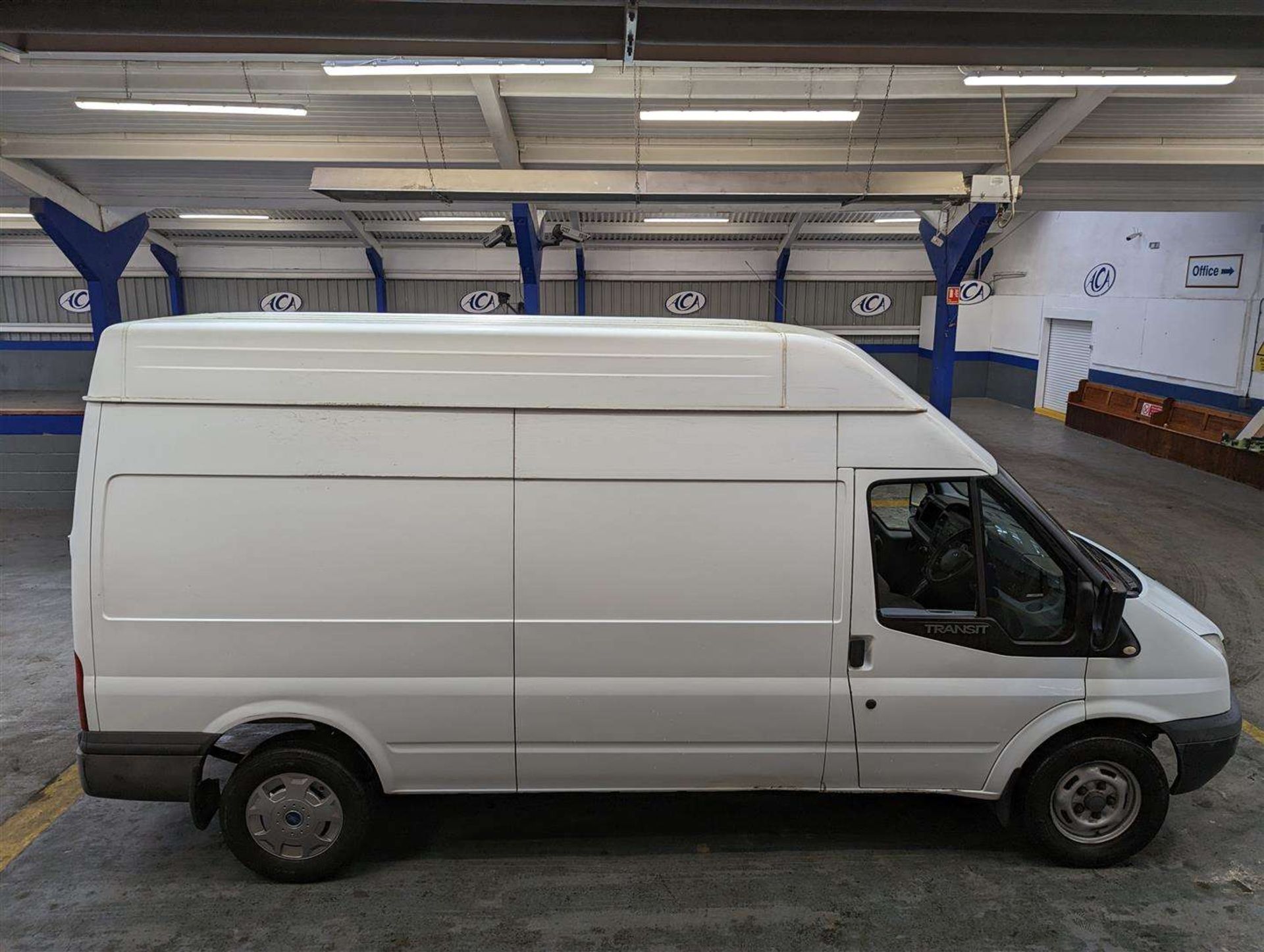 2012 FORD TRANSIT 125 T350 RWD - Image 17 of 22