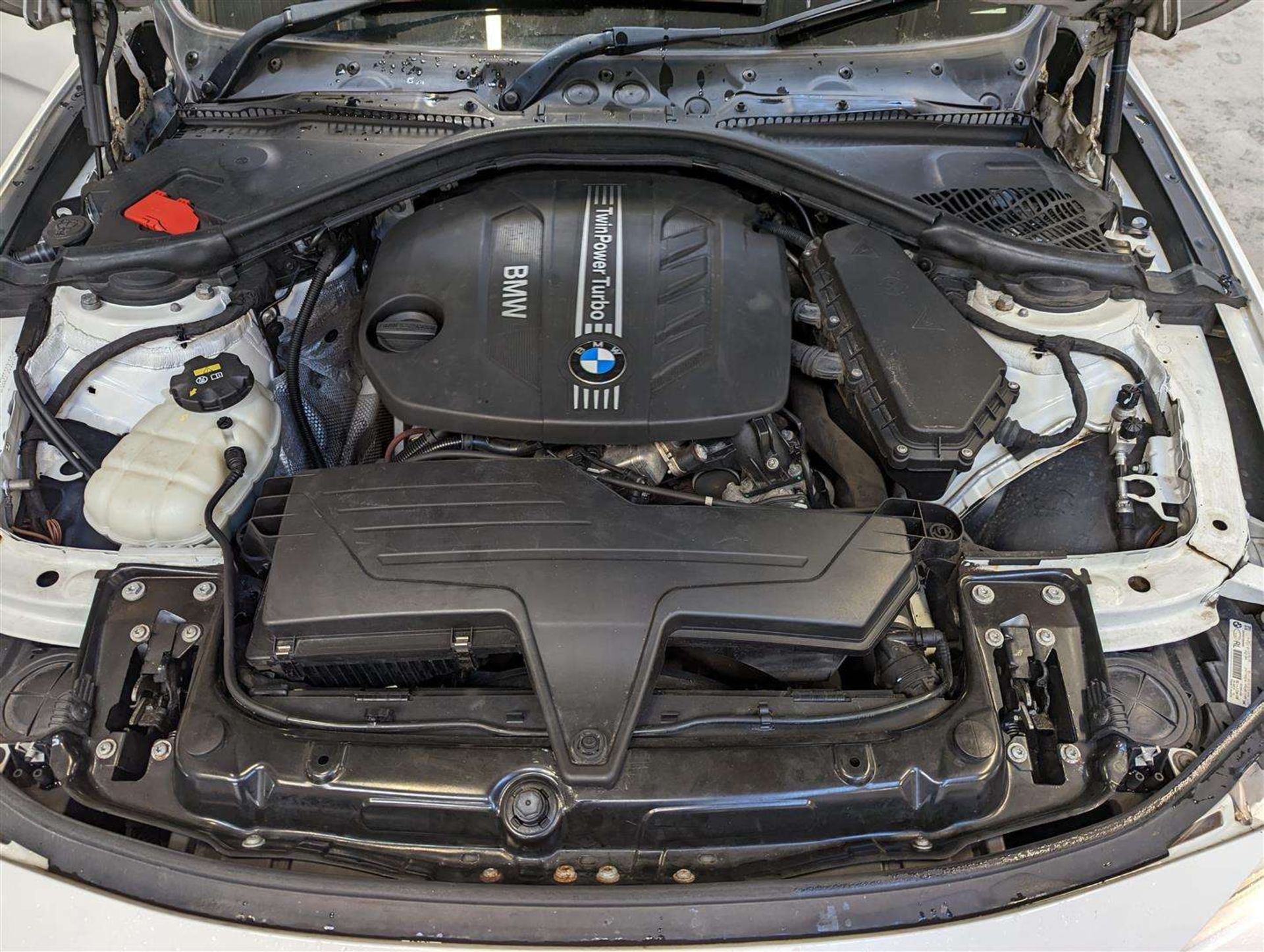 2014 BMW 318D SE - Image 21 of 23