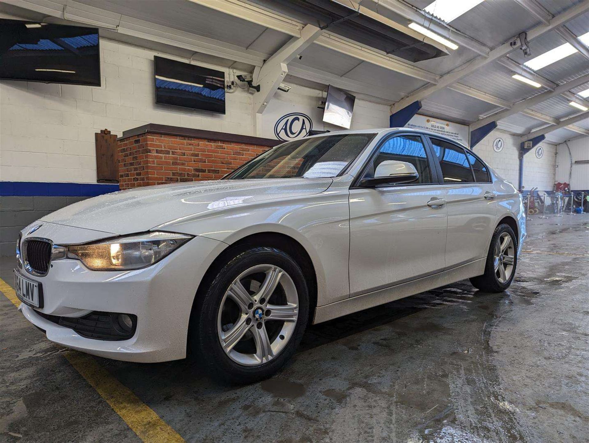 2014 BMW 318D SE