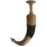 A 19TH CENTURY INDIAN JAMBIYA, 16.5cm sharply curved blade with raised medial ridge,