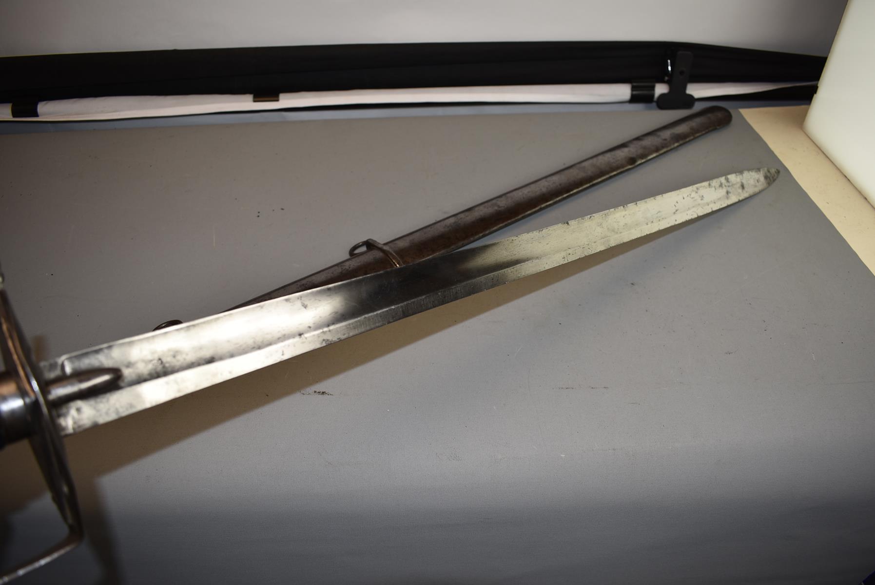 A 1796 PATTERN HEAVY CAVALRY TROOPER'S SWORD, 88cm blade with spear point, regulation steel hilt - Image 3 of 9