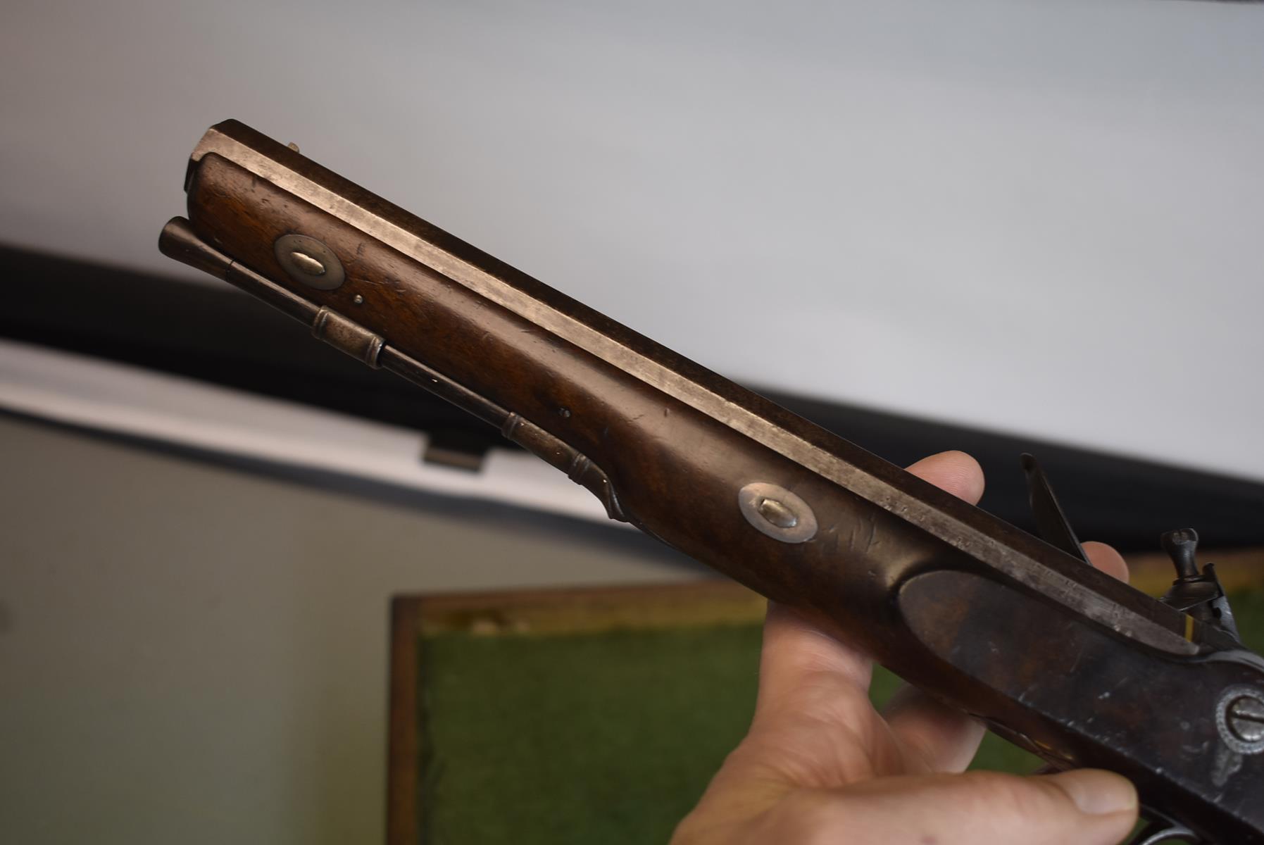 A CASED PAIR OF 22-BORE FLINTLOCK DUELLING PISTOLS BY WALLIS OF HULL, 10inch sighted octagonal - Image 18 of 20