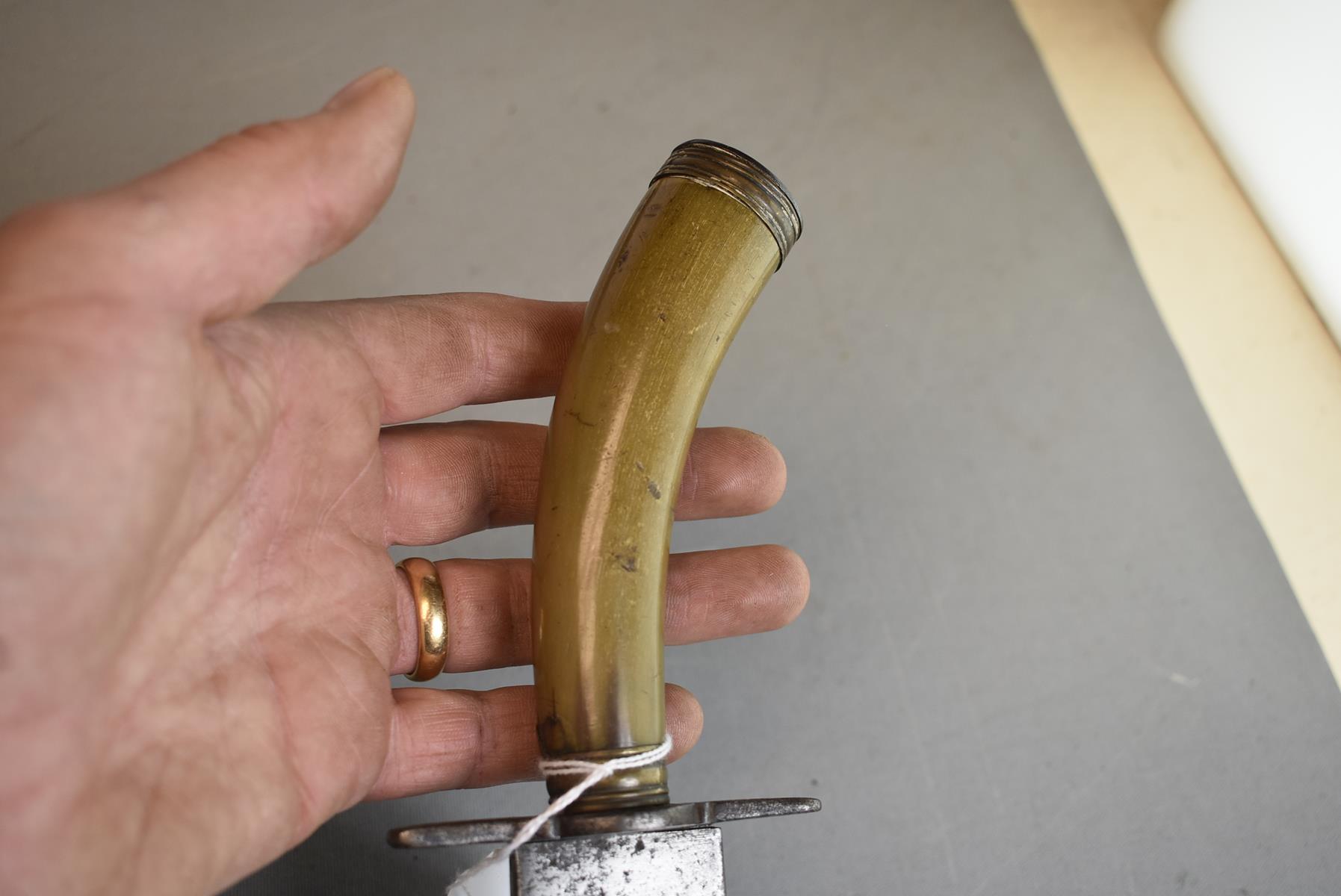 A VICTORIAN BOWIE KNIFE, 24.5cm clipped back blade, stepped crossguard, ring turned pommel cap, - Bild 9 aus 9