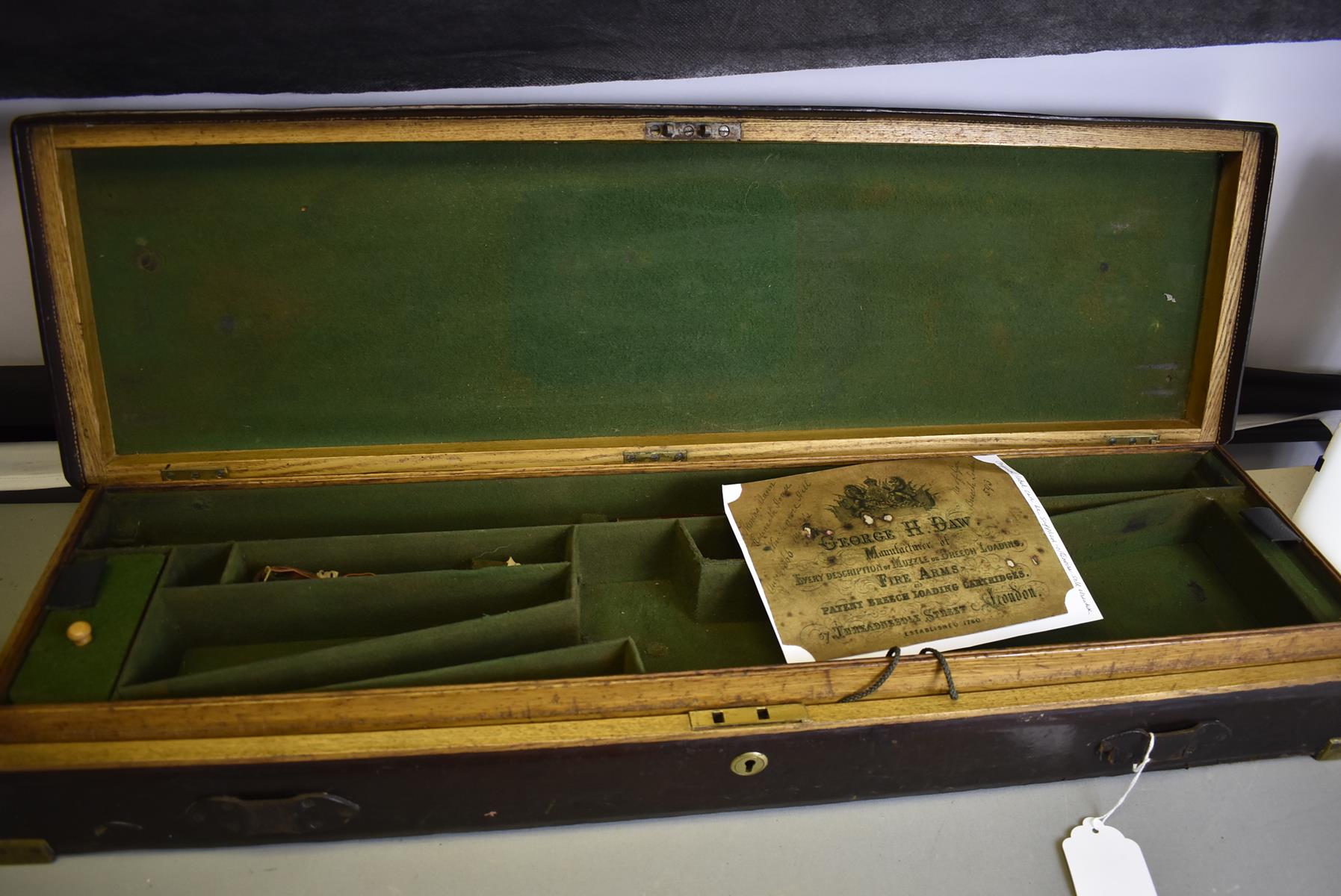 A LEATHER COVERED OAK GUN CASE, the green baize lined interior for a gun with 30inch barrels, - Image 4 of 8