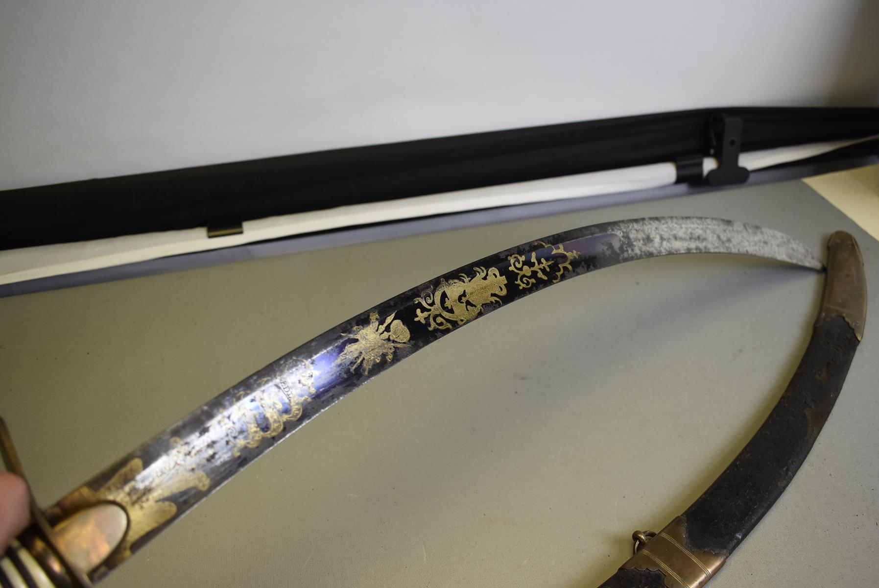 A GEORGIAN OFFICER'S SABRE, 77.5cm curved blade decorated with scrolling foliage, stands of arms, - Image 4 of 15