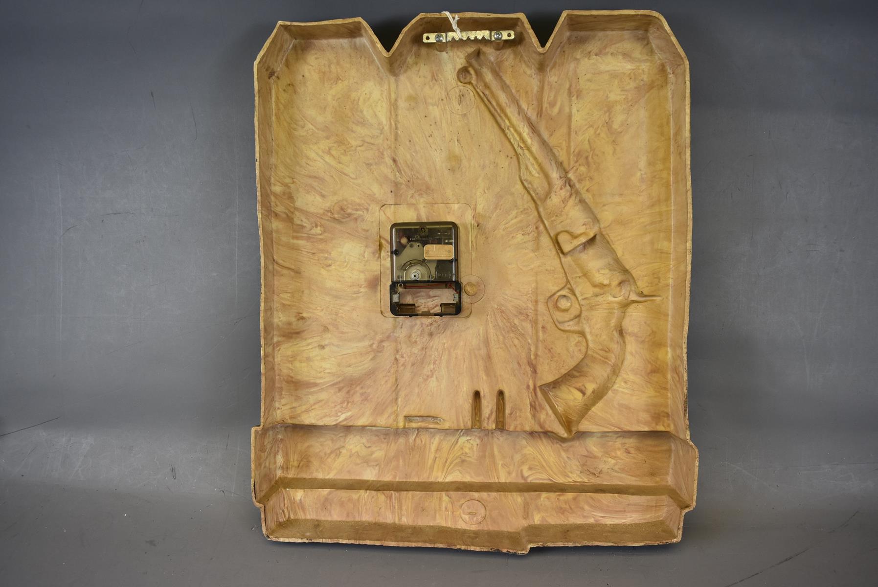 A WESTCLOX MARKSMANSHIP AWARD CLOCK, depicting a Colt Army revolver in front of a target, battery - Image 4 of 5