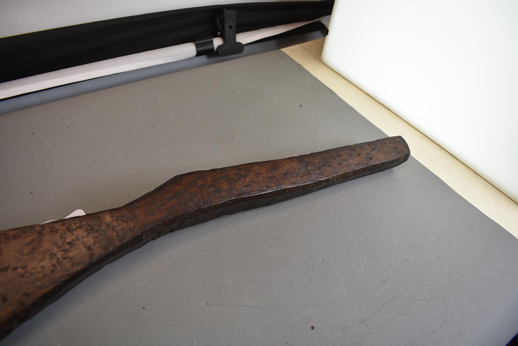 A 19TH CENTURY ROUGH HEWN GUN STOCK, of burr maple. - Image 4 of 10