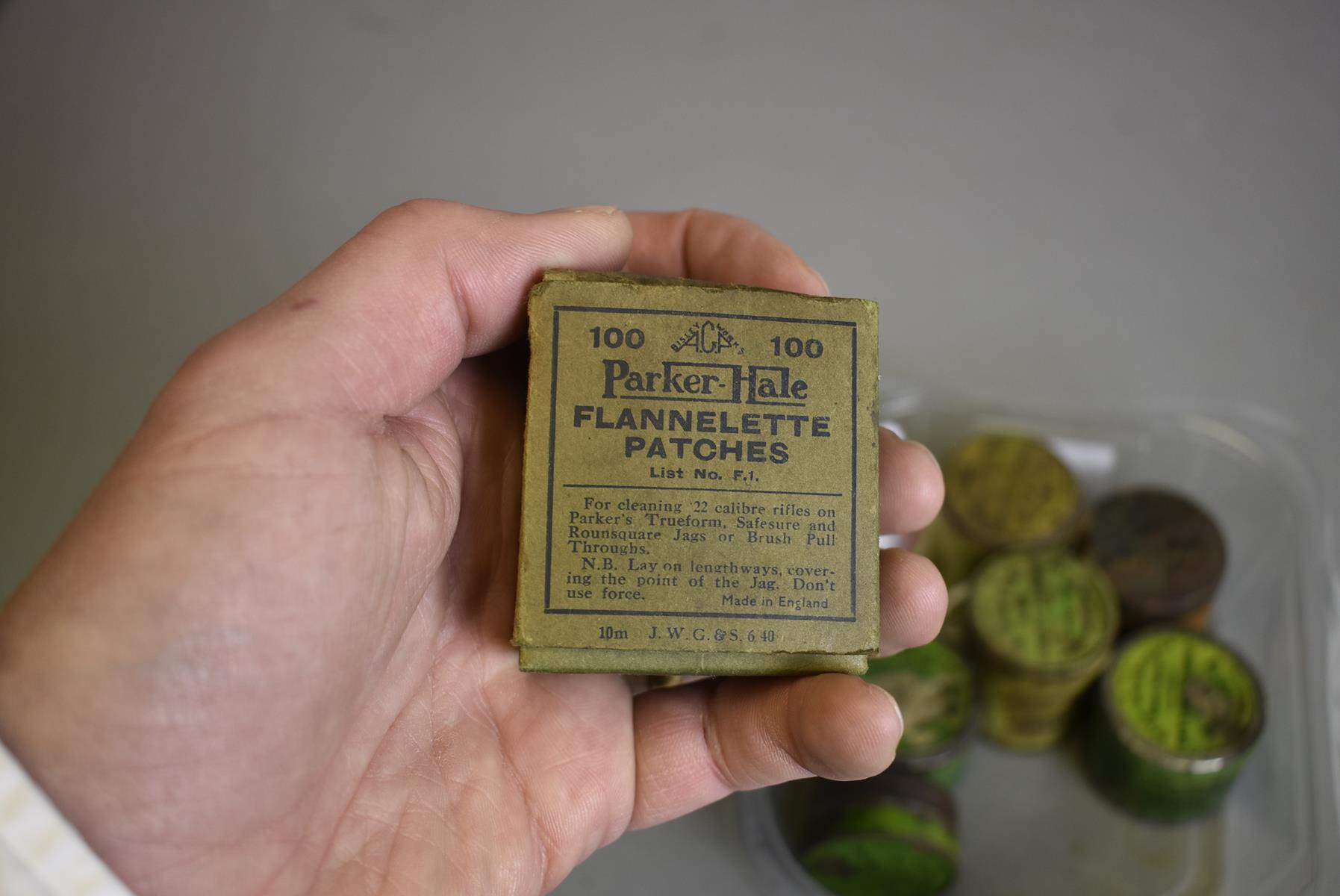 SIX VARIOUS PERCUSSION CAP TINS, together with a box of Parker Hale patches. (7) - Image 3 of 5