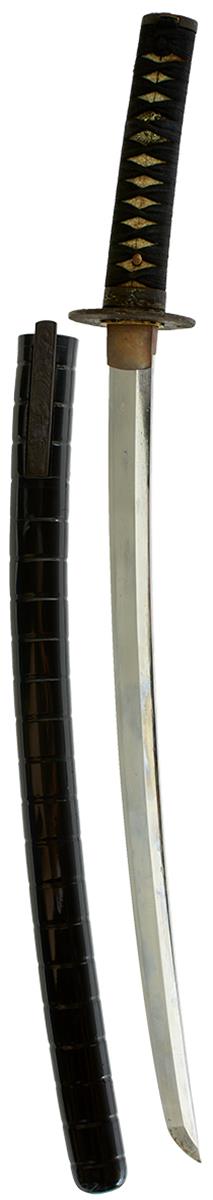 A WAKIZASHI, 48.3cm Shinto blade with three mekugi-ana, suguha hamon, itame hada, rebound tsuka with