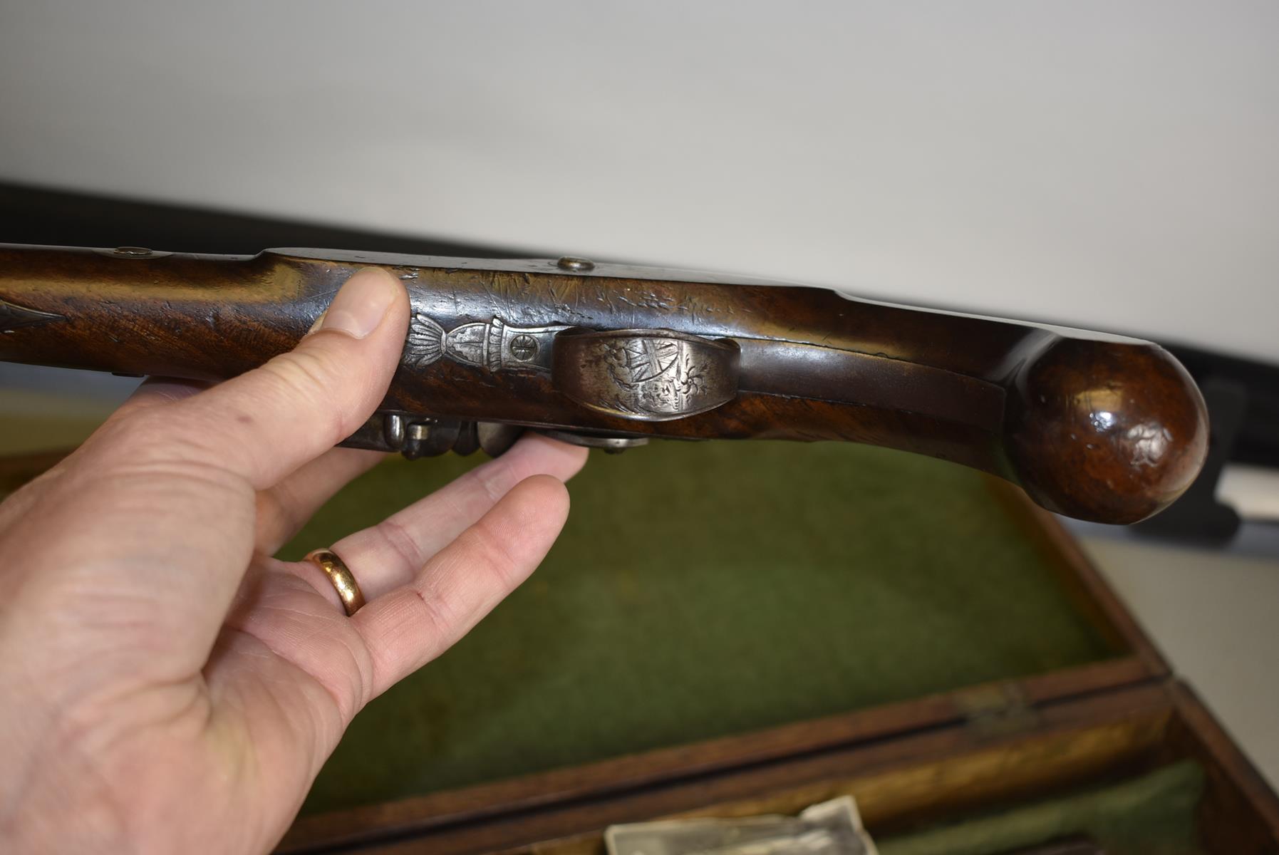 A CASED PAIR OF 22-BORE FLINTLOCK DUELLING PISTOLS BY WALLIS OF HULL, 10inch sighted octagonal - Image 19 of 20