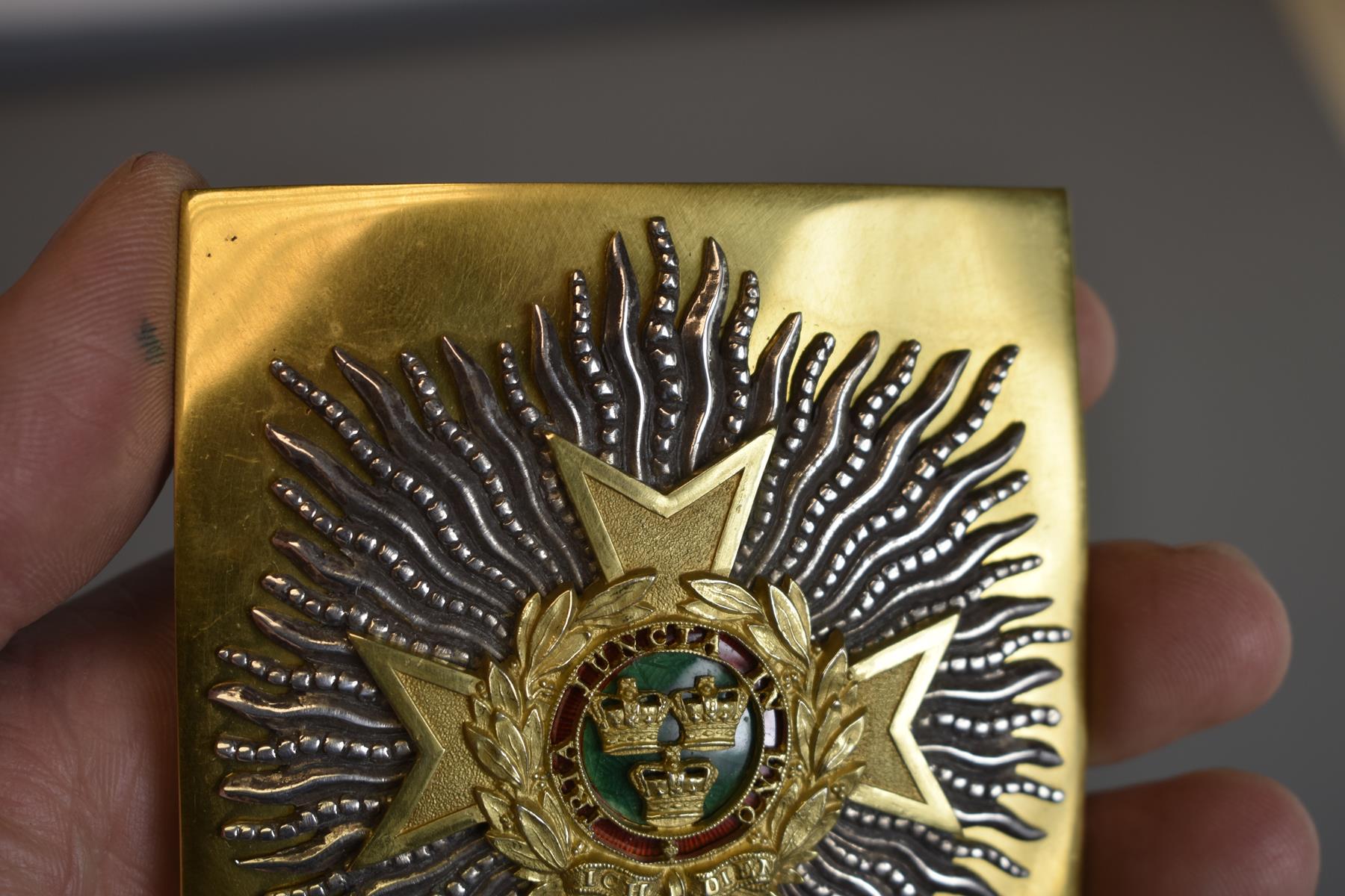 A 95TH REGIMENT OF FOOT (DERBYSHIRE) OFFICER'S SHOULDER BELT PLATE, the gilt plate applied with a - Image 3 of 7