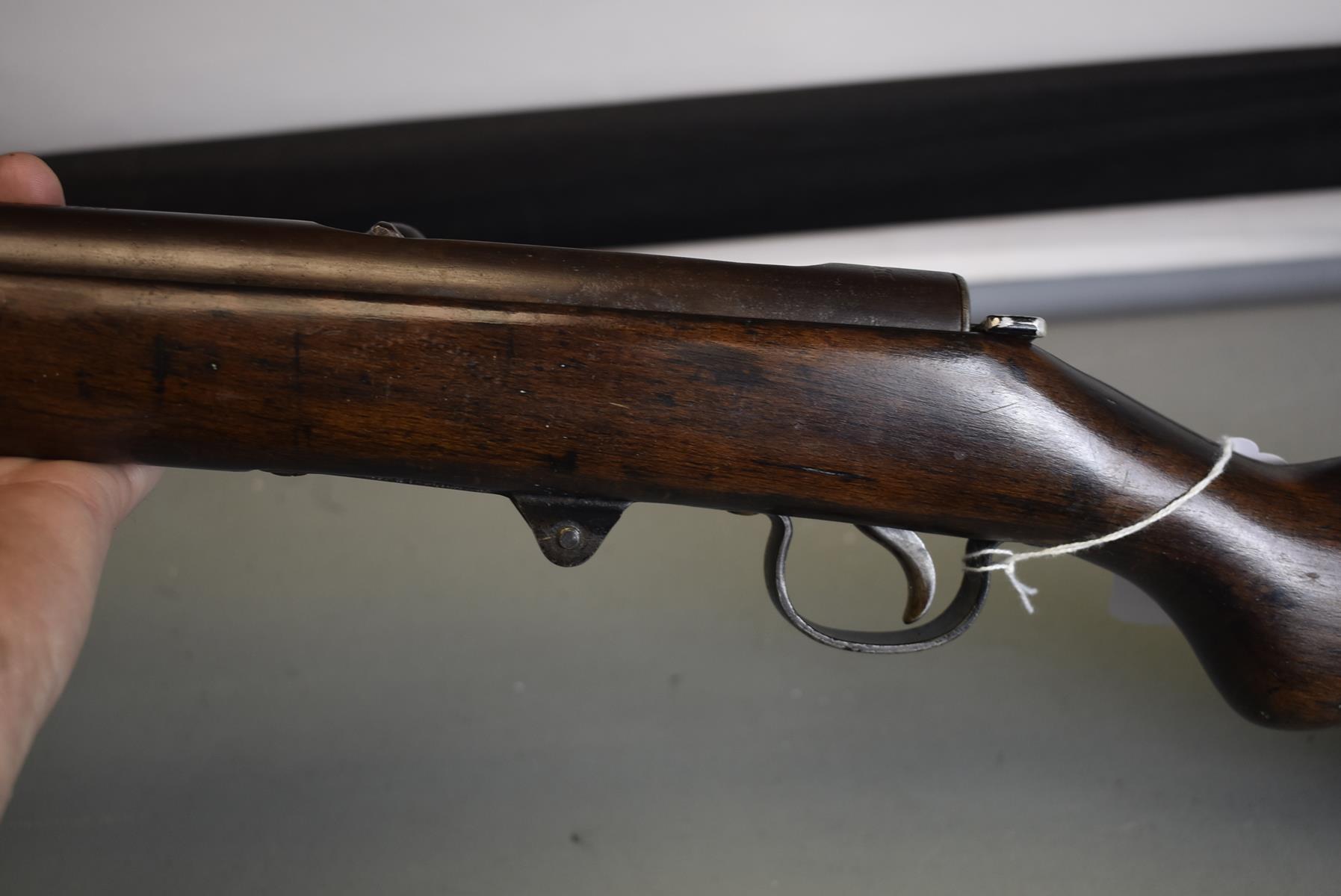 AN ANTIQUE HAENEL SPORT MODEL 33 JUNIOR AIR RIFLE, 13.5inch sighted barrel stamped with the - Image 9 of 13