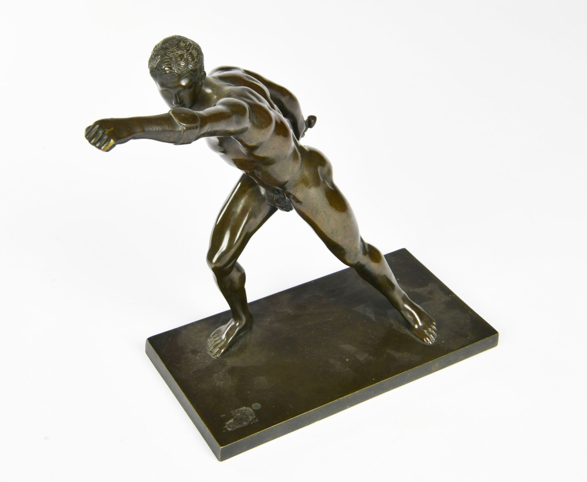 Bronzestatuette "Borghesischer Fechter"