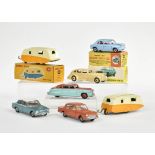 Dinky Toys, 7 Fahrzeuge + Caravan (Chrysler, Morris u.a.)