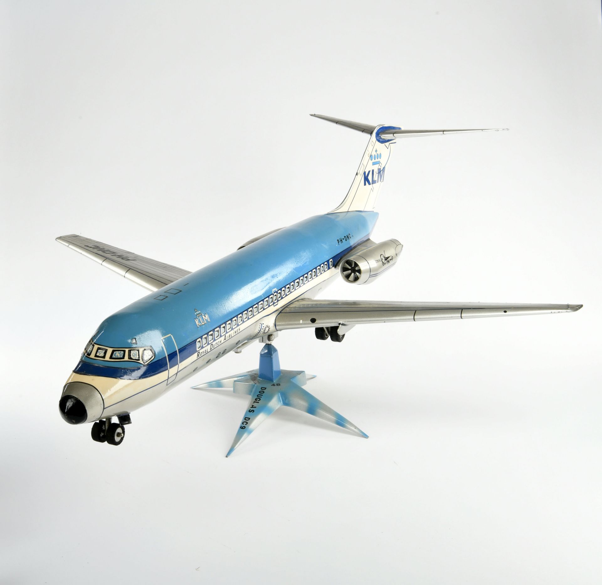 KLM, travel agency model, Netherlands, 100 cm, metal, foiled, part. handpainted, no shipping, C 2