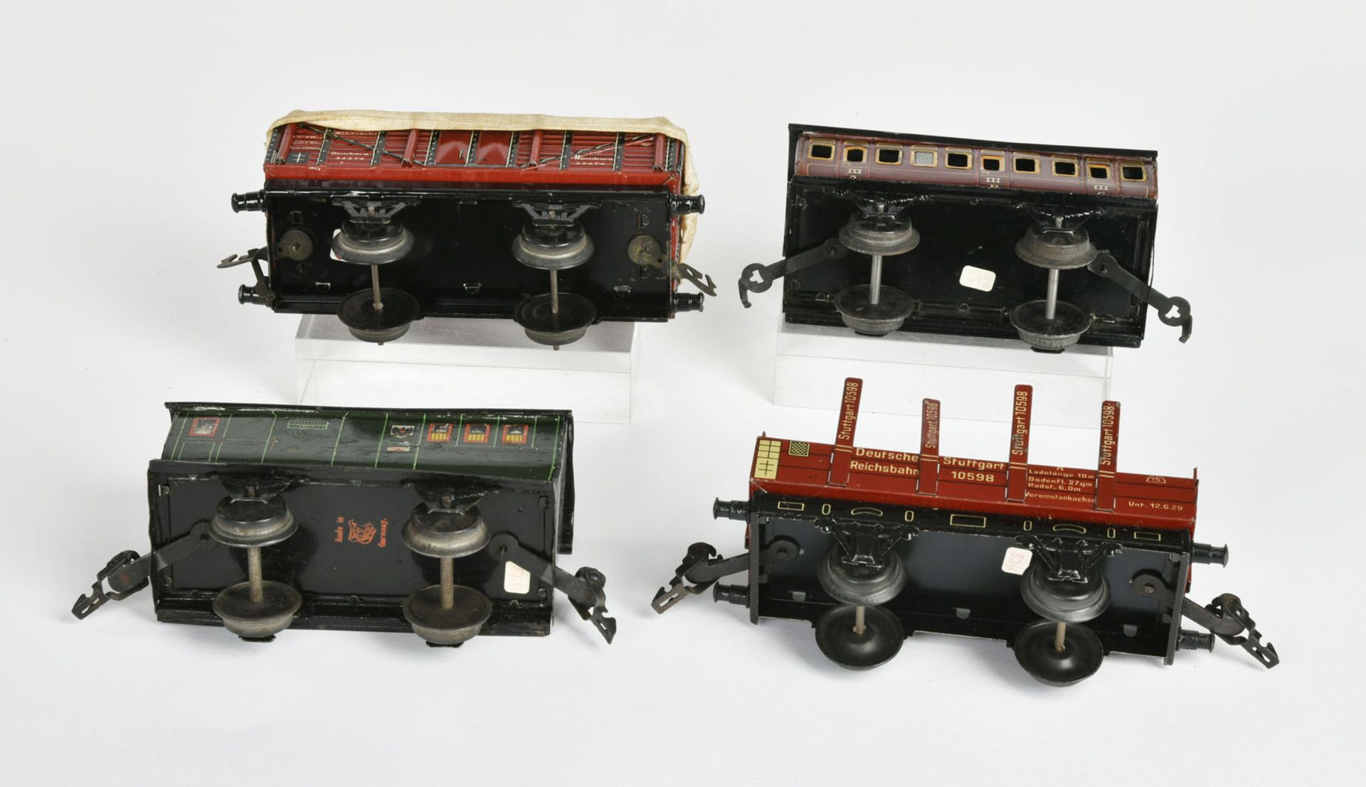 Märklin, 2 passenger cars + 2 freight wagons, Germany pw, gauge 0, tin, paint d., C 2 - Image 3 of 3