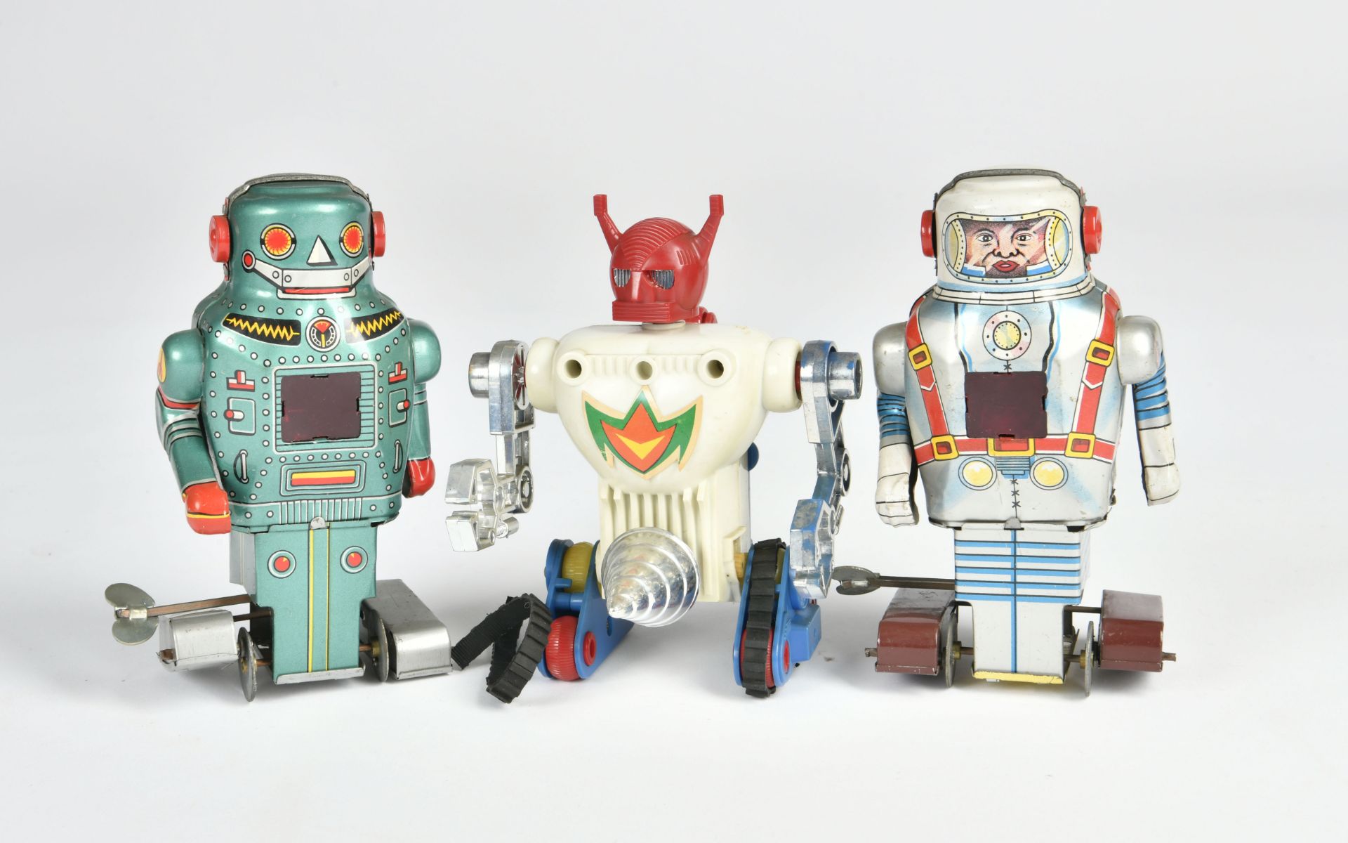 3 robots, Japan + Hong Kong, mixed constr., 13-14cm, min. paint d., one chain broken, C 2