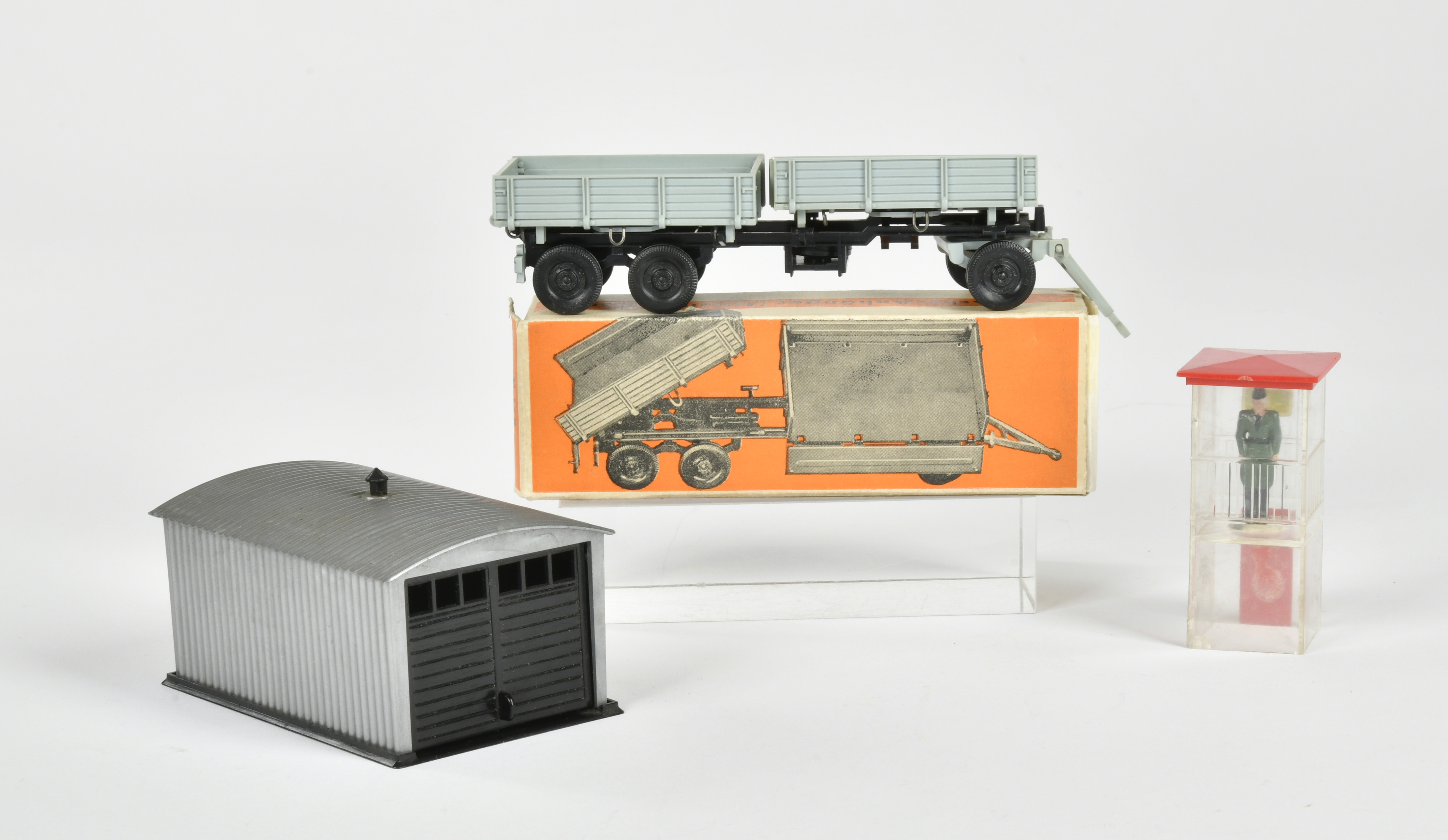 Siku, garage, guardhouse + trailer, W.-Germany, 1:66, plastic, 1x box (restored), C 1-2