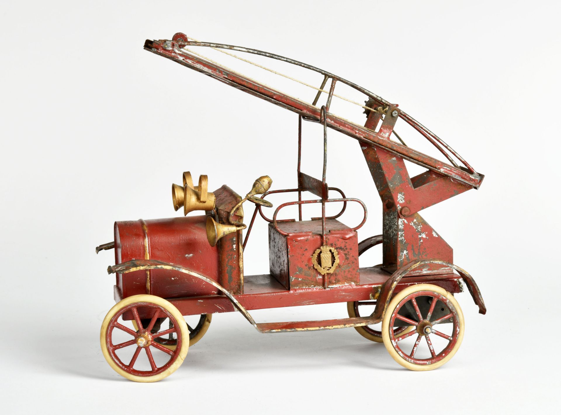 Pinard, fire engine, tin, cw ok, France, around 1900, 28 cm, paint d., C 3 - Image 2 of 3