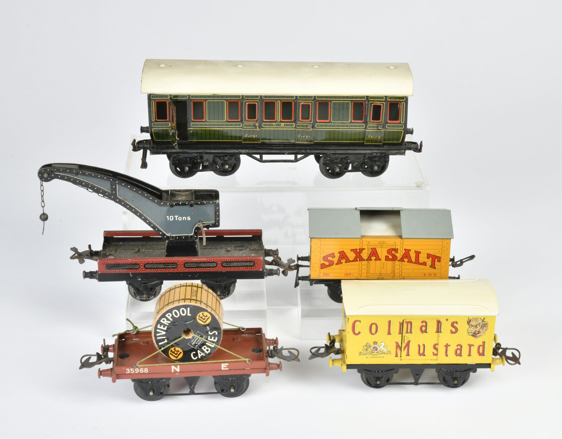 Bing, Hornby, 5 waggons, gauge 0, mostly good