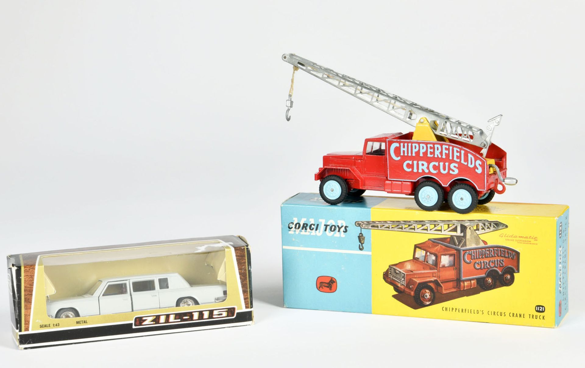 Corgi Toys, Chipperfield Circus Crane Truck + ZIL 115, 1:43, box, C 1-2 - Image 2 of 3