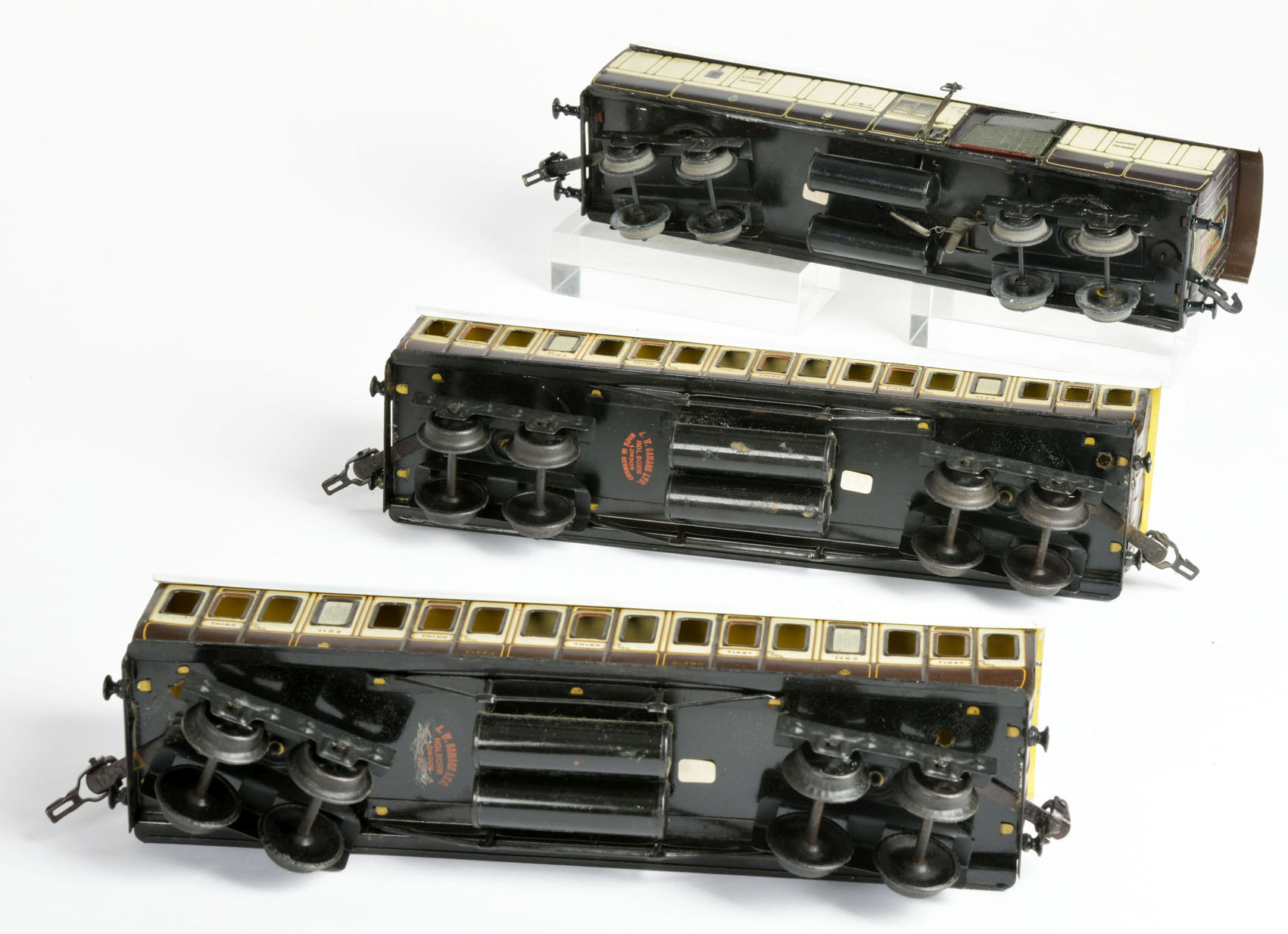 Märklin, 2 passenger cars and 1 postal mail wagon LNWR, Germany pw, each 30 cm, min. paint d., - Image 3 of 3