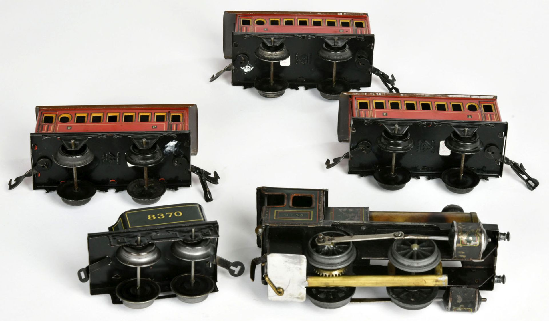 Bing, loco 0-35 + 3 passenger cars, Germany pw, gauge 0, tin, paint d., C 2-3 - Image 3 of 3